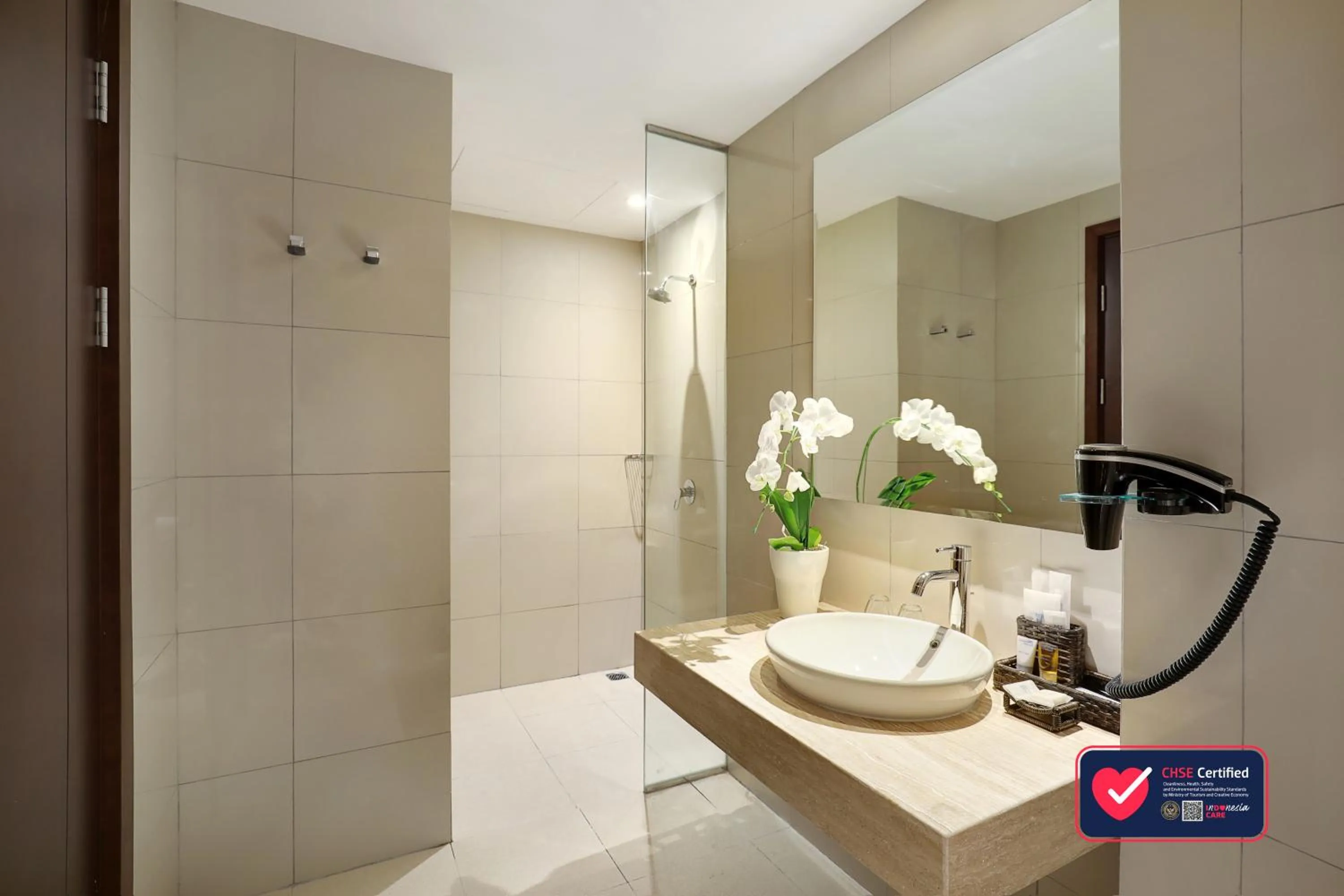 Toilet in Yuan Garden Pasar Baru