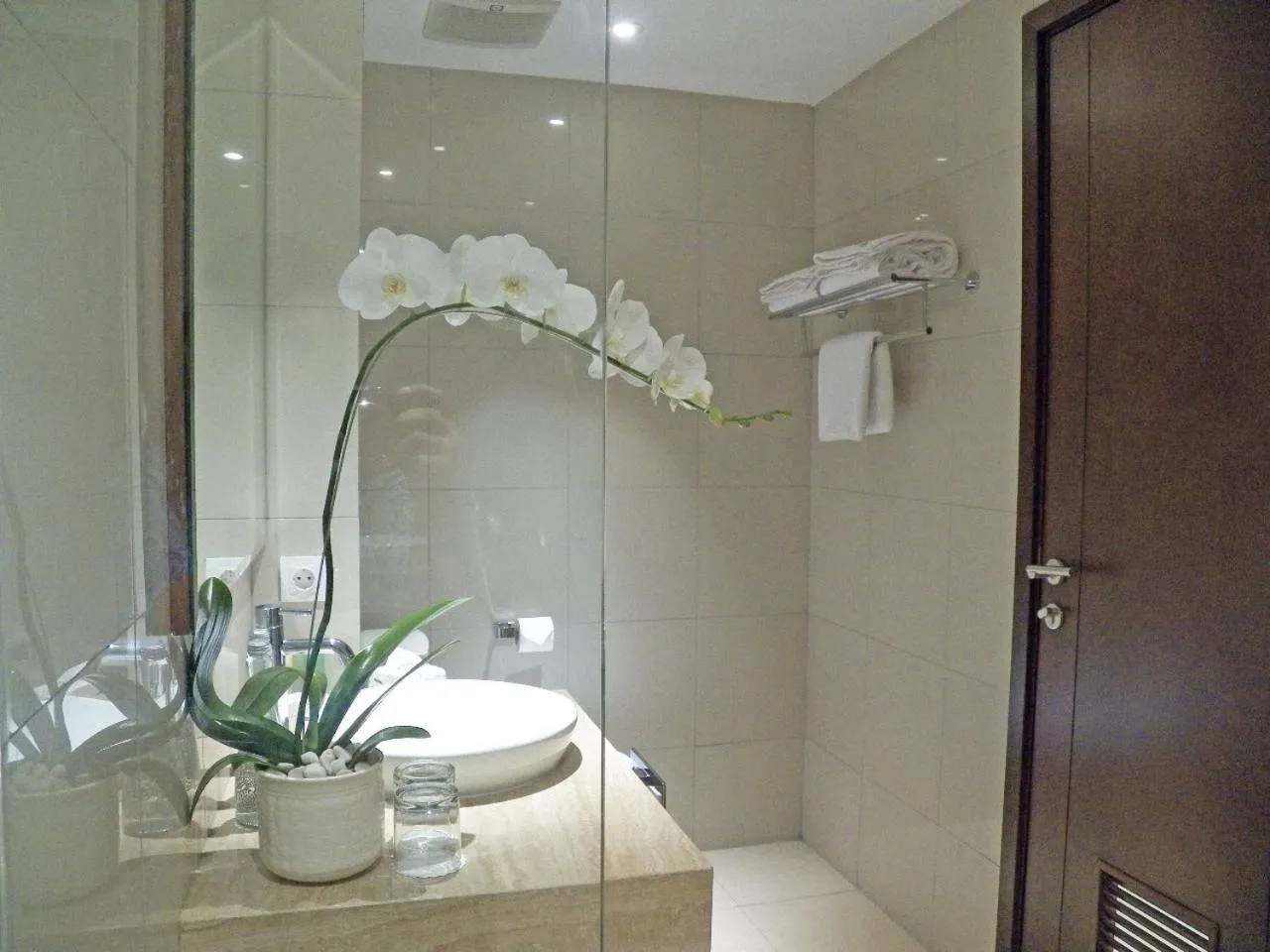 Bathroom in Yuan Garden Pasar Baru