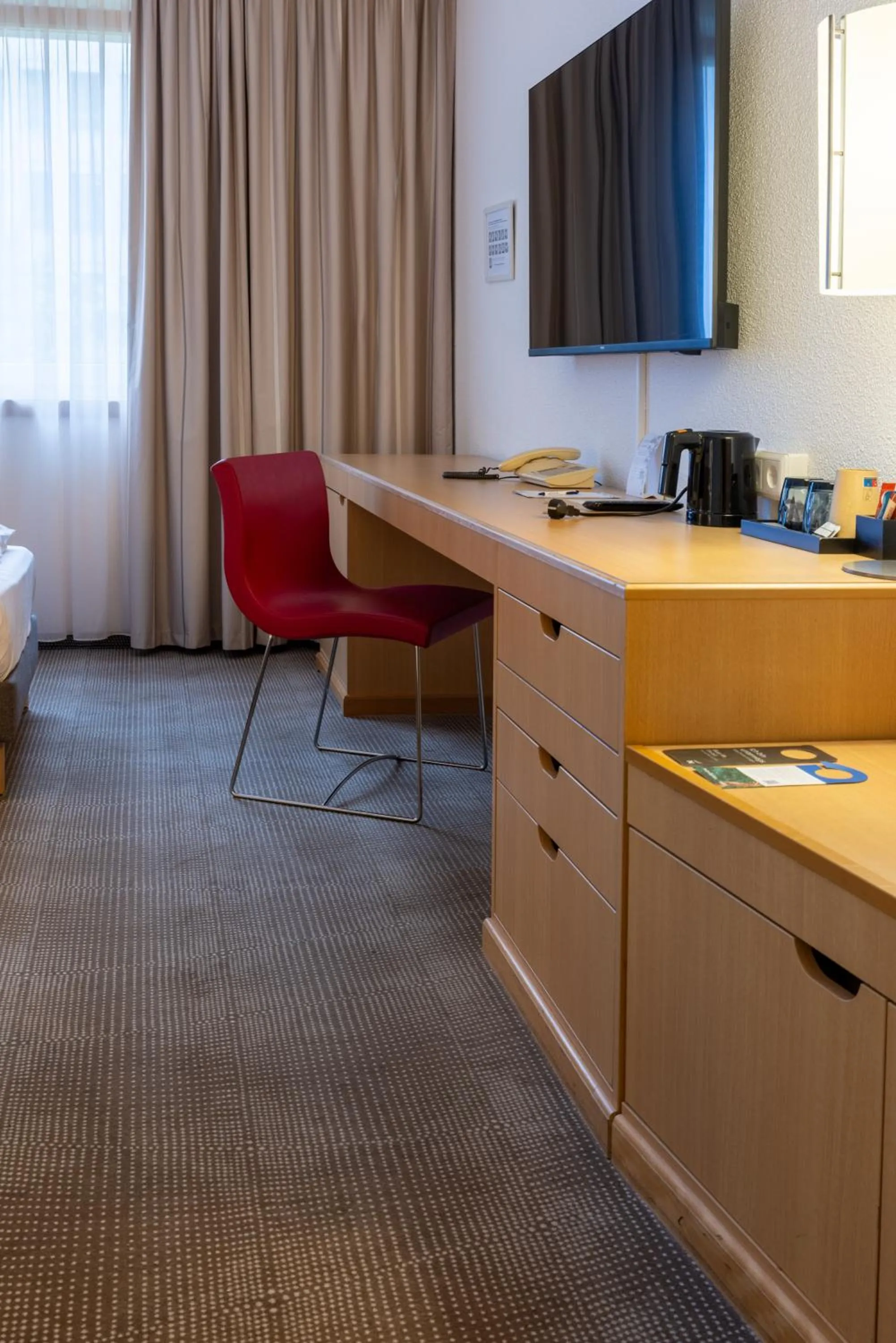 Seating area in Novotel Düsseldorf City West