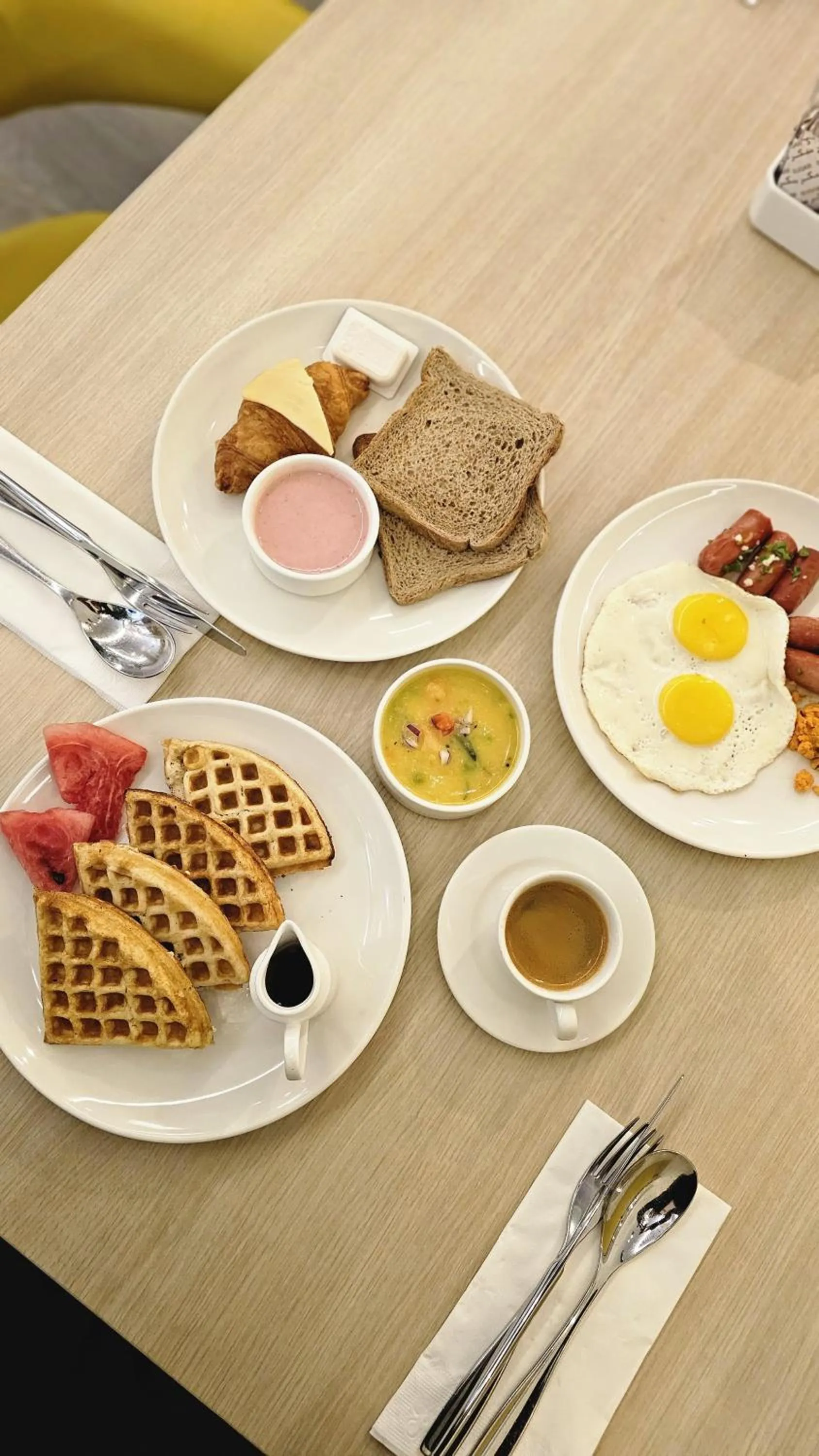 Food and drinks in Swiss-Belinn Airport Muscat Oman