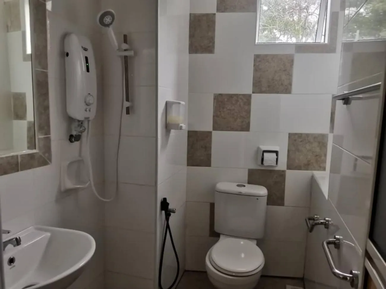 Bathroom in SUN INNS PERMAS JAYA