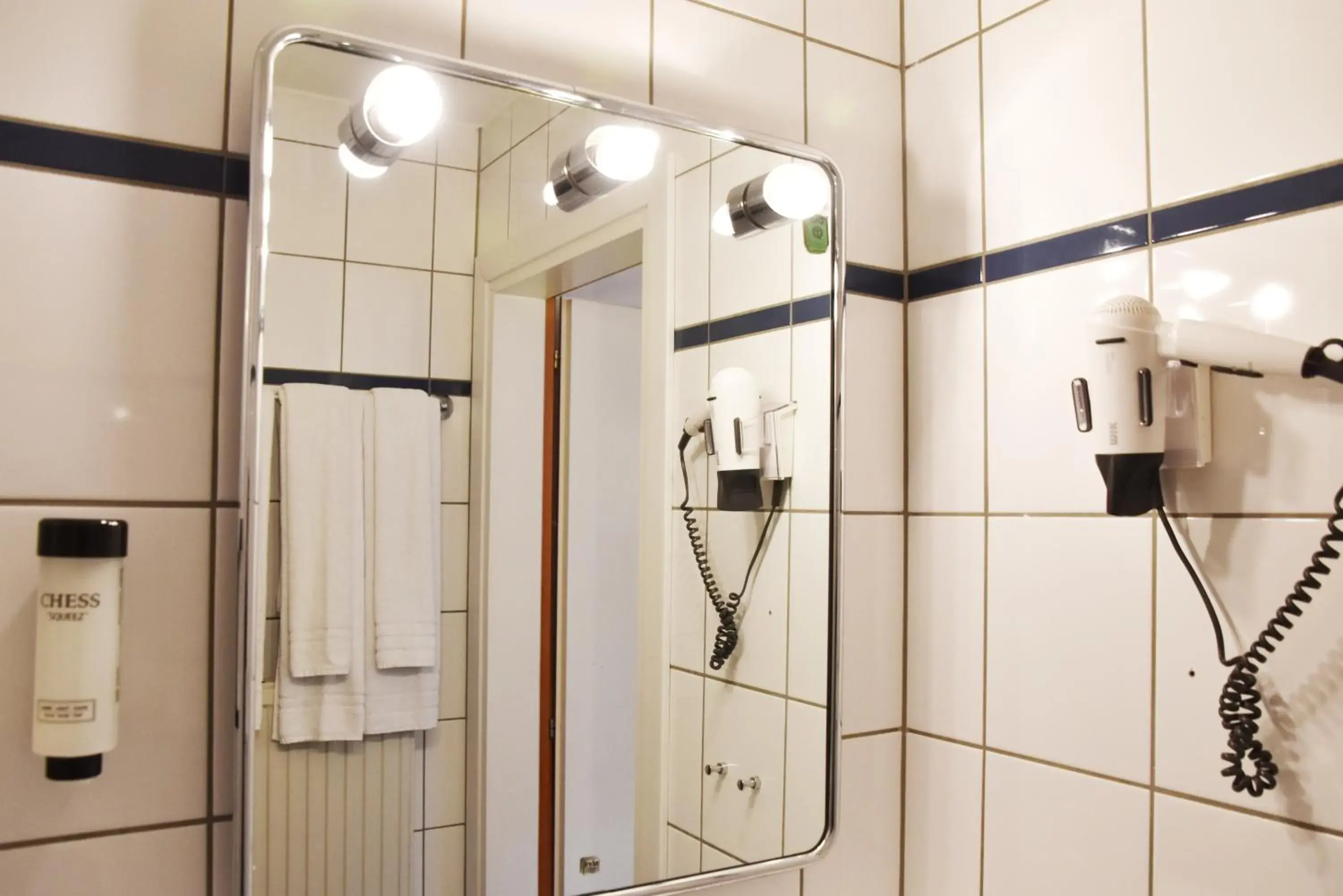 Comfort Triple Room in Palazzo Hotel - direkt im Zentrum Comfort Triple Room in Palazzo Hotel - direkt im Zentrum