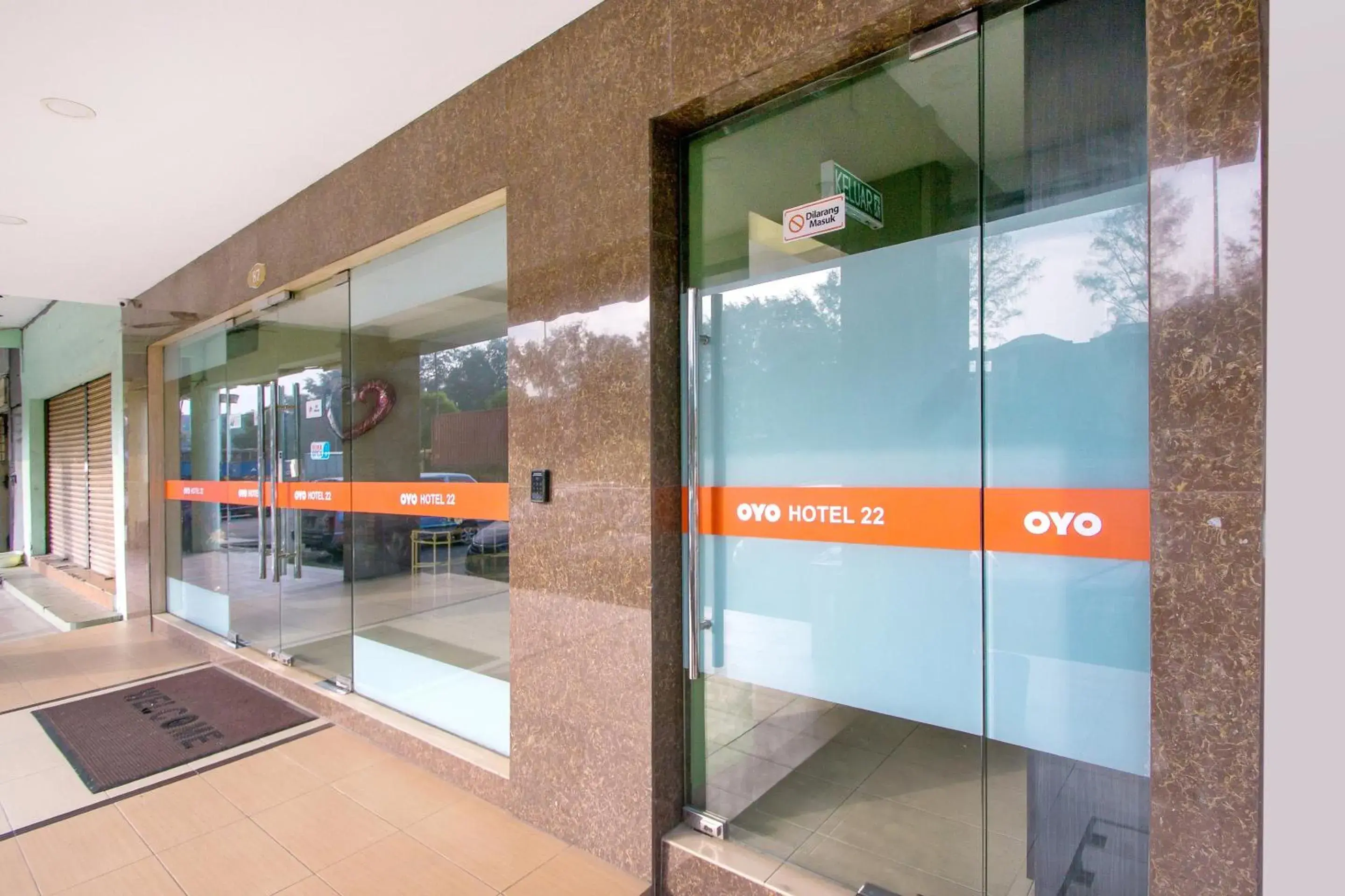 Facade/entrance in OYO 89842 Hotel 22, Northport Facade/entrance in OYO 89842 Hotel 22, Northport