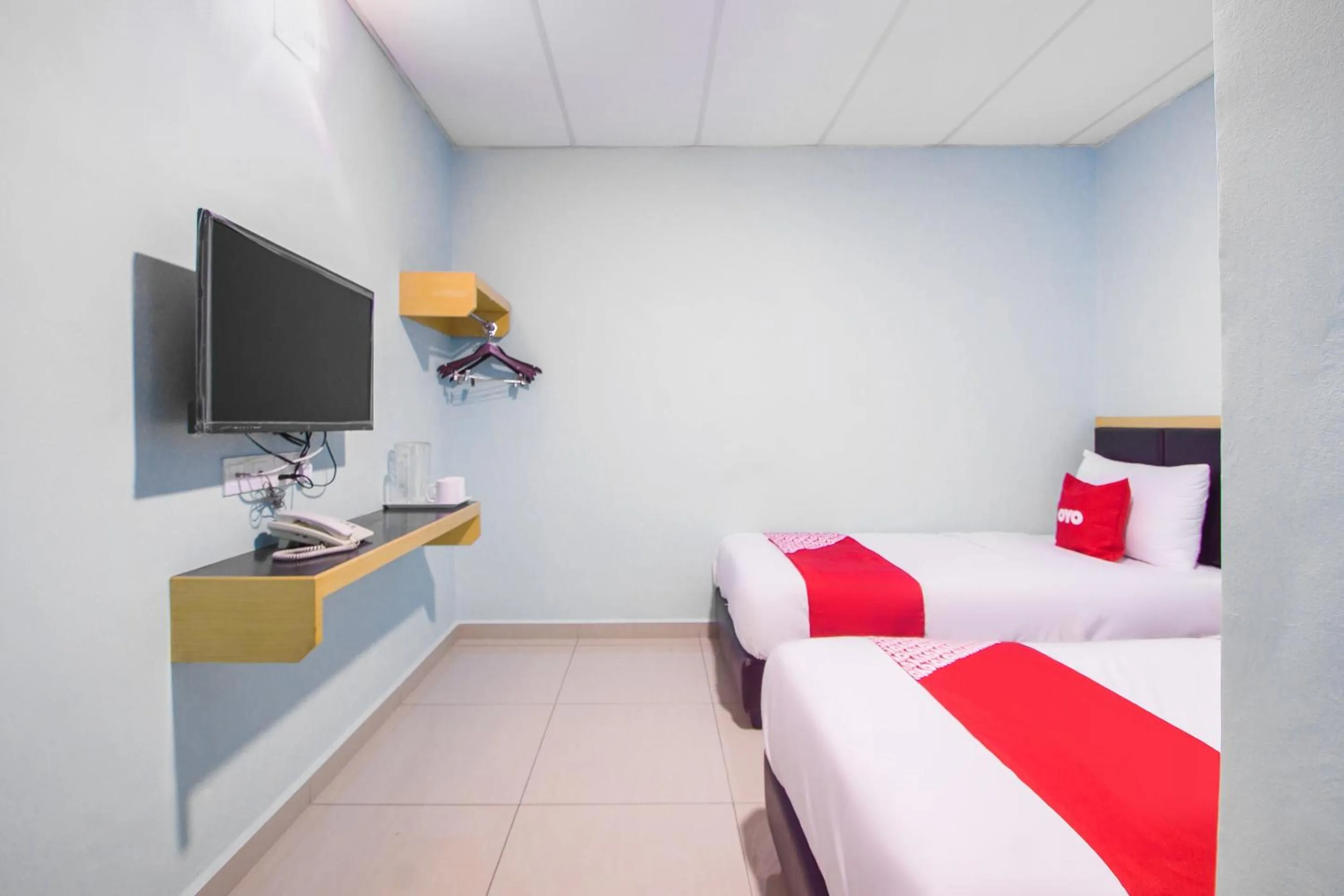 Bedroom, Bed in OYO 89842 Hotel 22, Northport