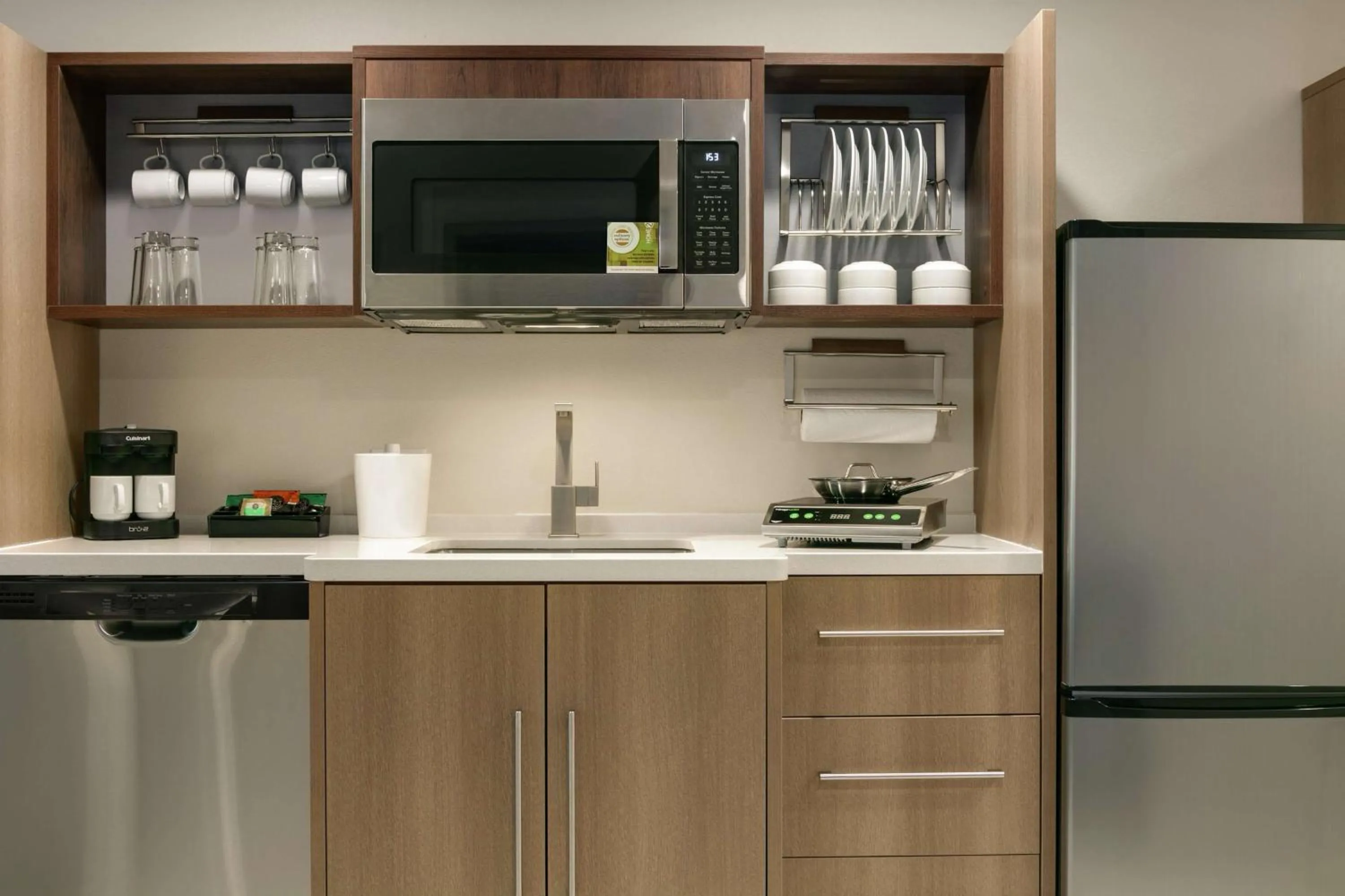Kitchen or kitchenette in Home2 Suites By Hilton Easton