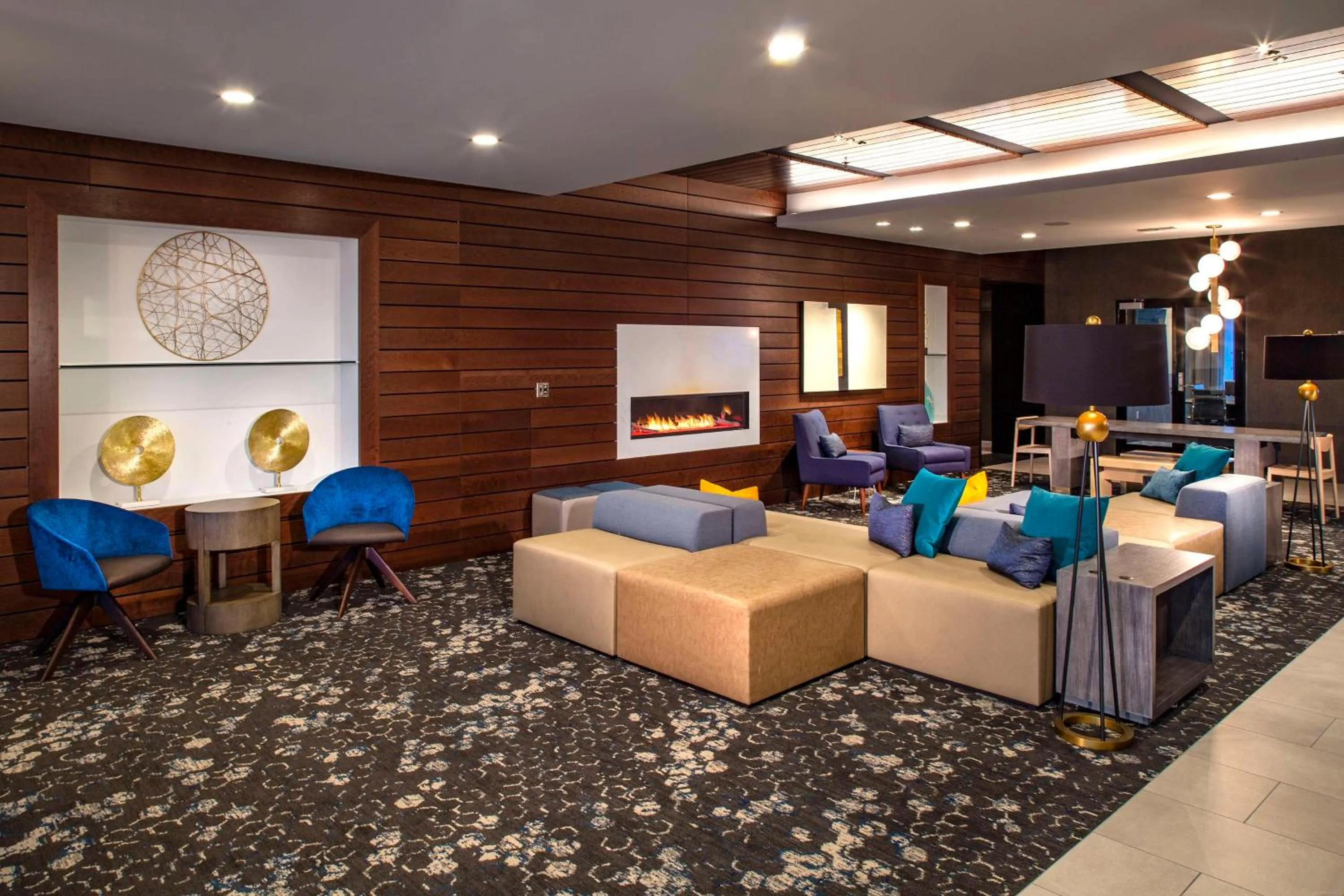 Lobby or reception in Hilton Garden Inn Redmond WA