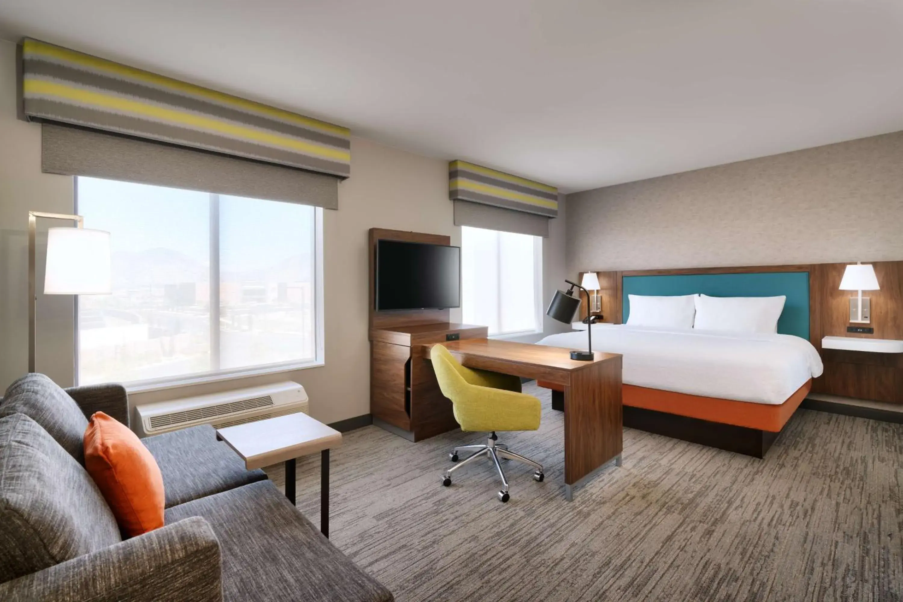 Bedroom, Bed in Hampton Inn & Suites Spanish Fork, Ut Bedroom, Bed in Hampton Inn & Suites Spanish Fork, Ut
