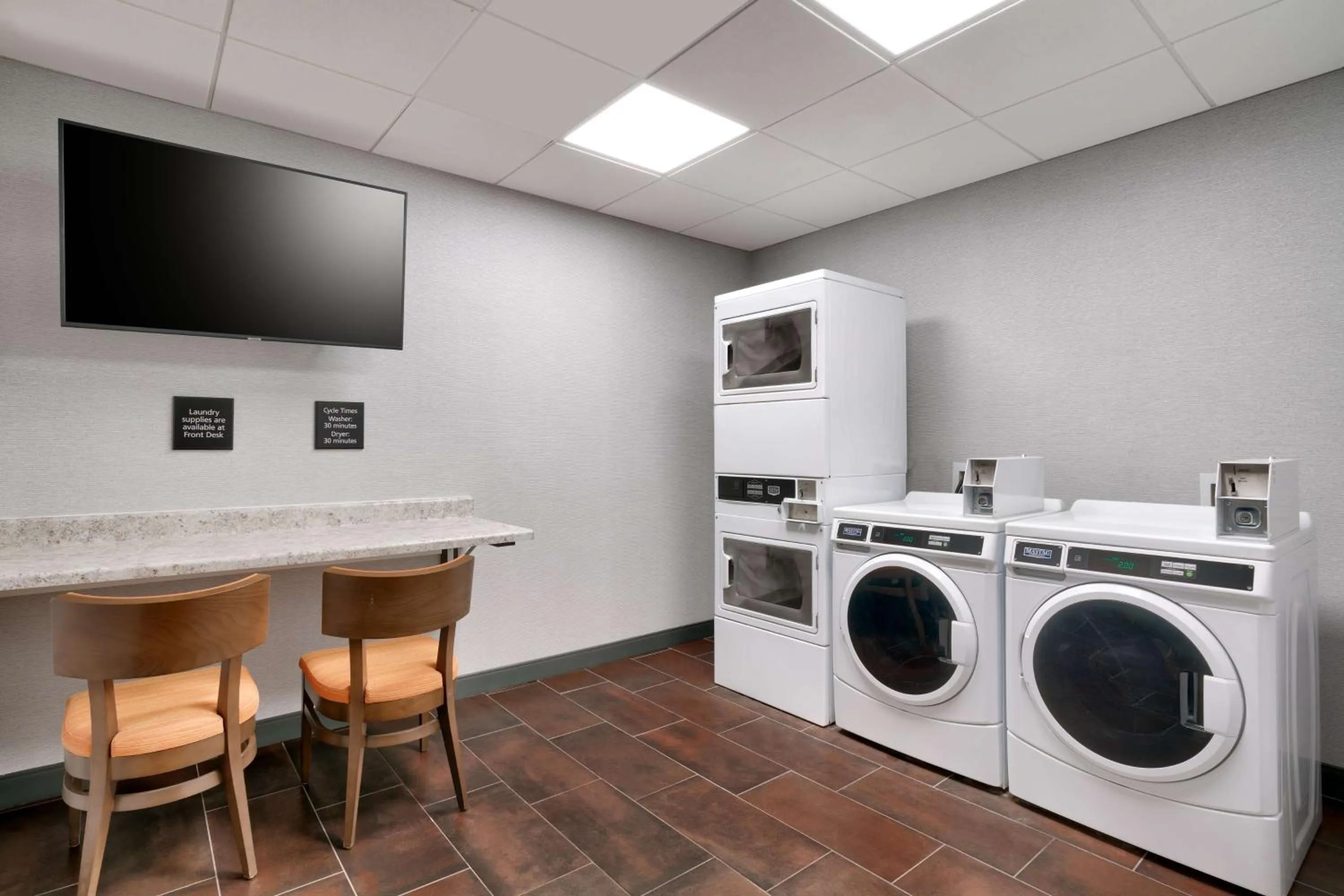 Property building in Hampton Inn & Suites Spanish Fork, Ut