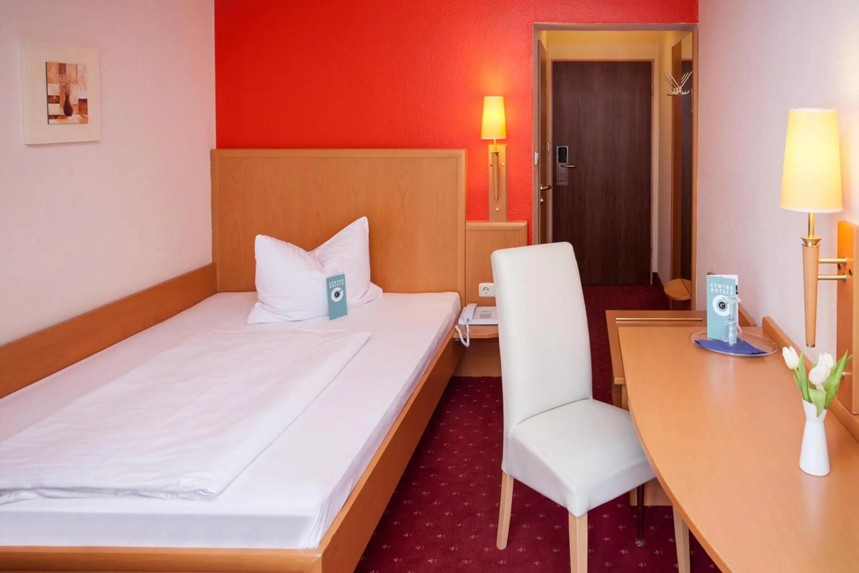 Photo of the whole room, Bed in Centro Hotel Mondial München City, Trademark Collection by Wyndham Photo of the whole room, Bed in Centro Hotel Mondial München City, Trademark Collection by Wyndham