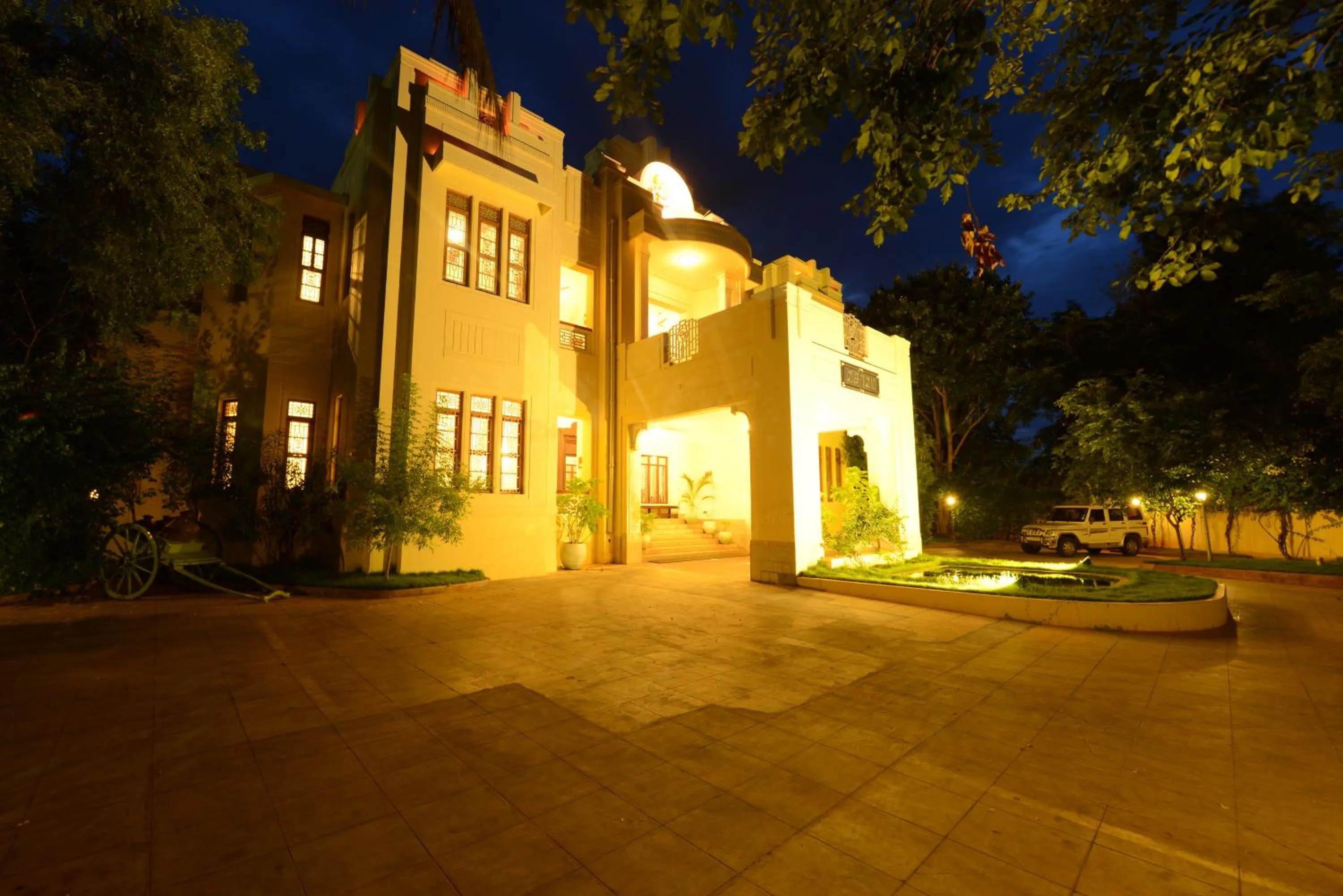 Night in Visalam Chettinad Palace - A CGH Earth Experience