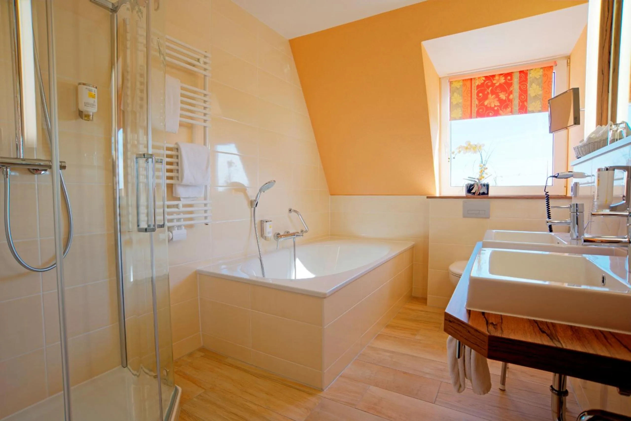 Bathroom in Hotel Am Badepark