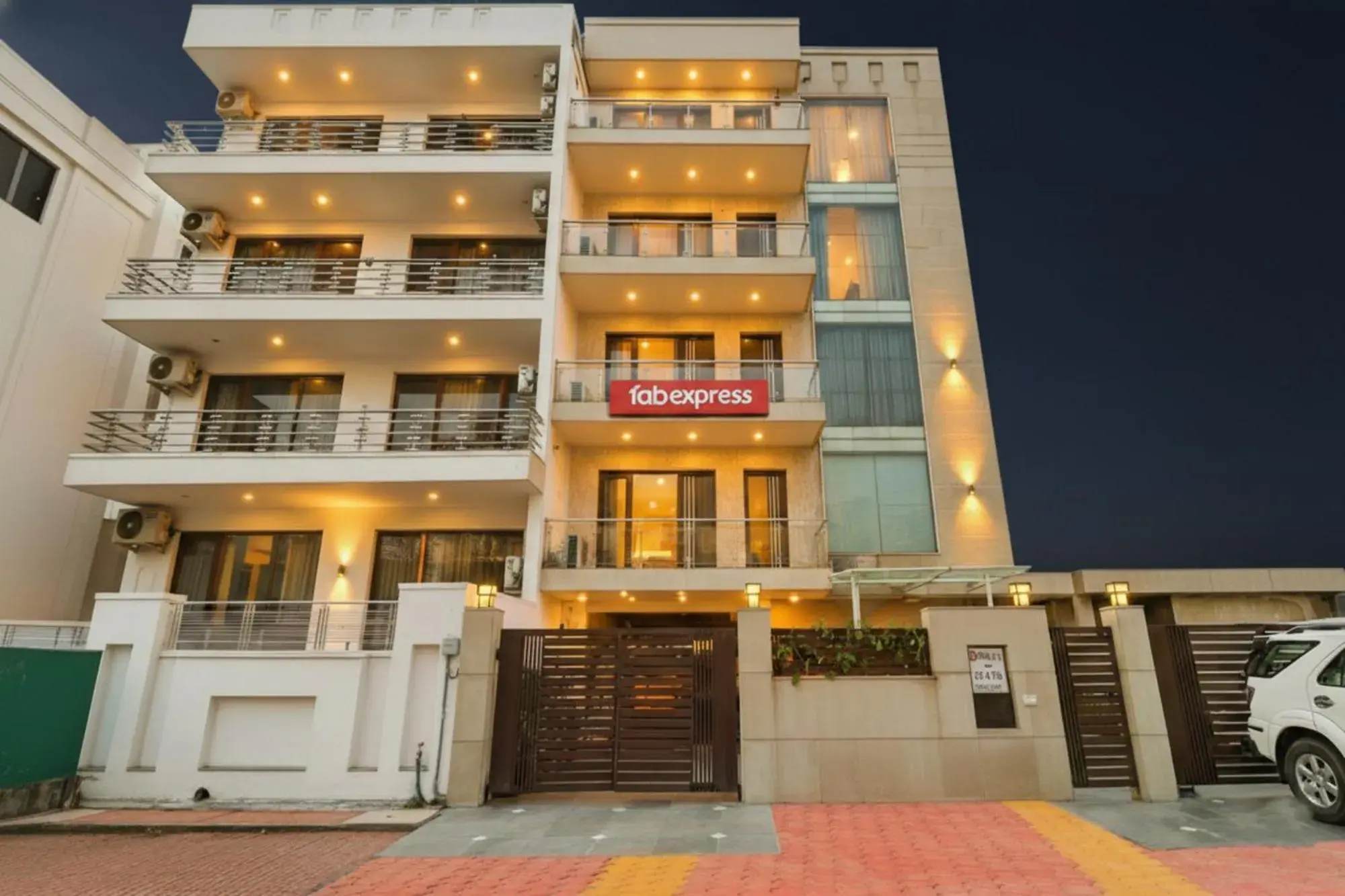 Property building in Via Hemkunt Residency Property building in Via Hemkunt Residency