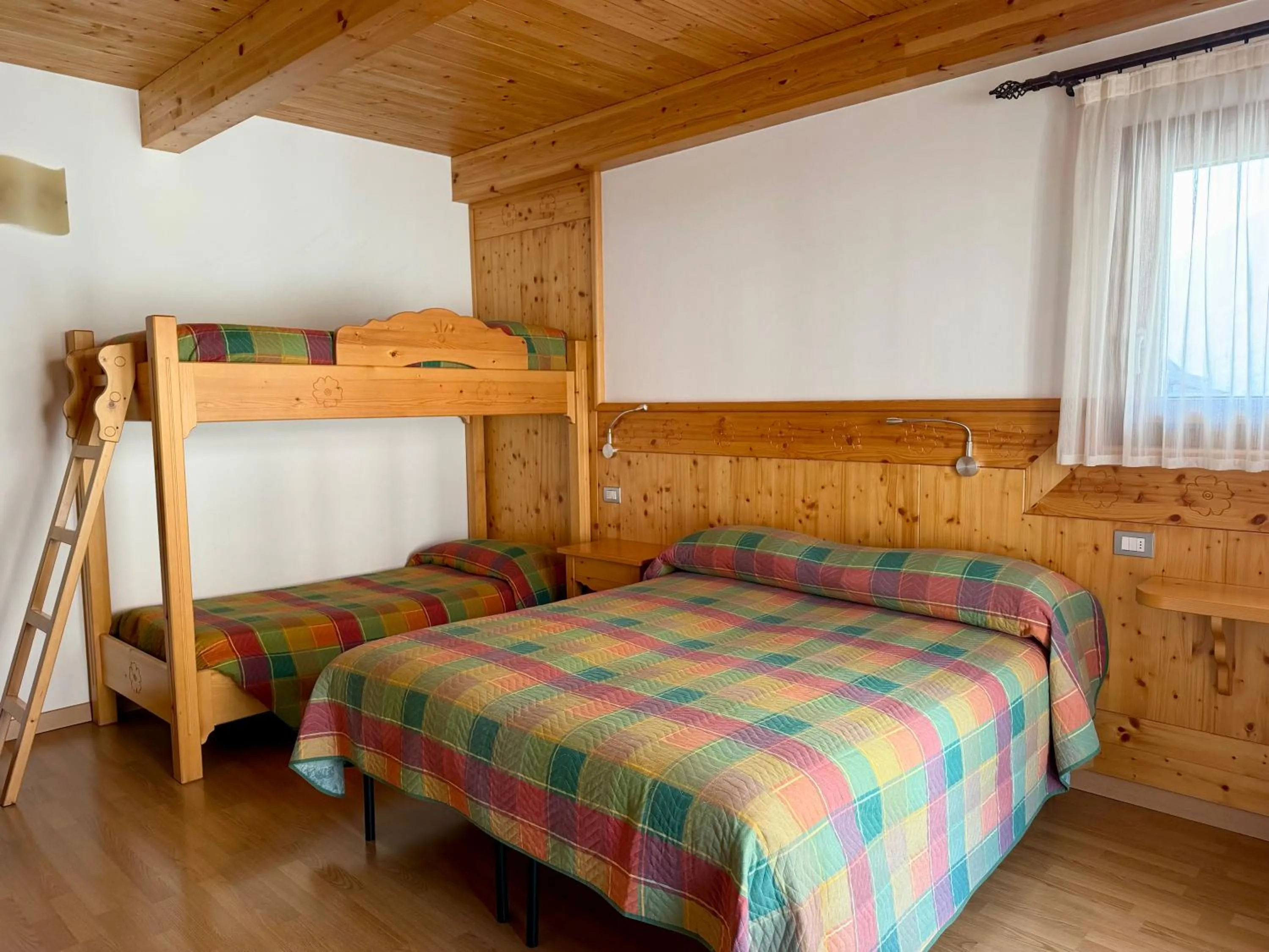 Bed in Albergo Ristorante Baraglia