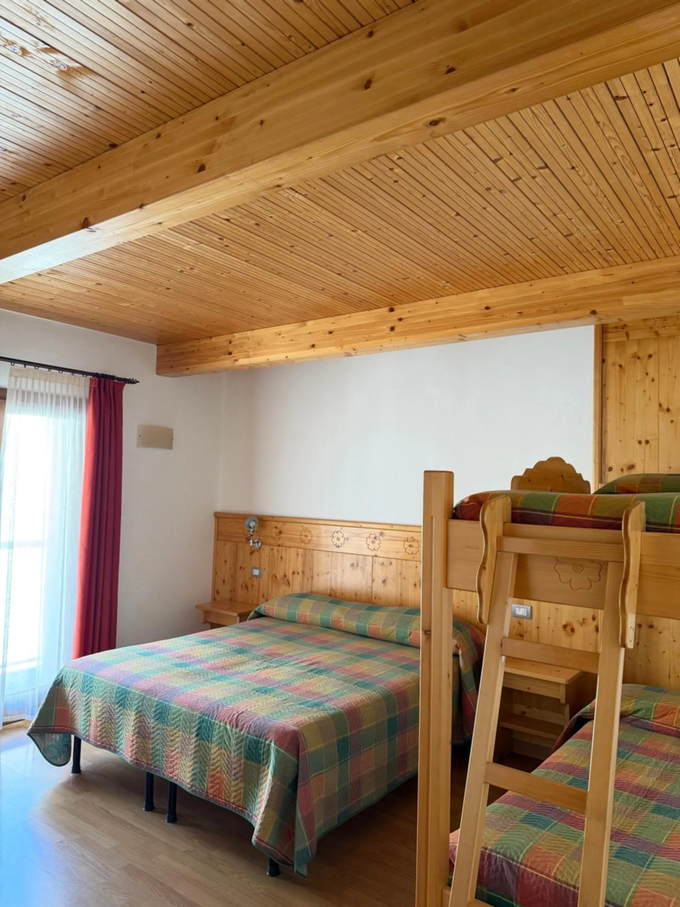 Bed in Albergo Ristorante Baraglia