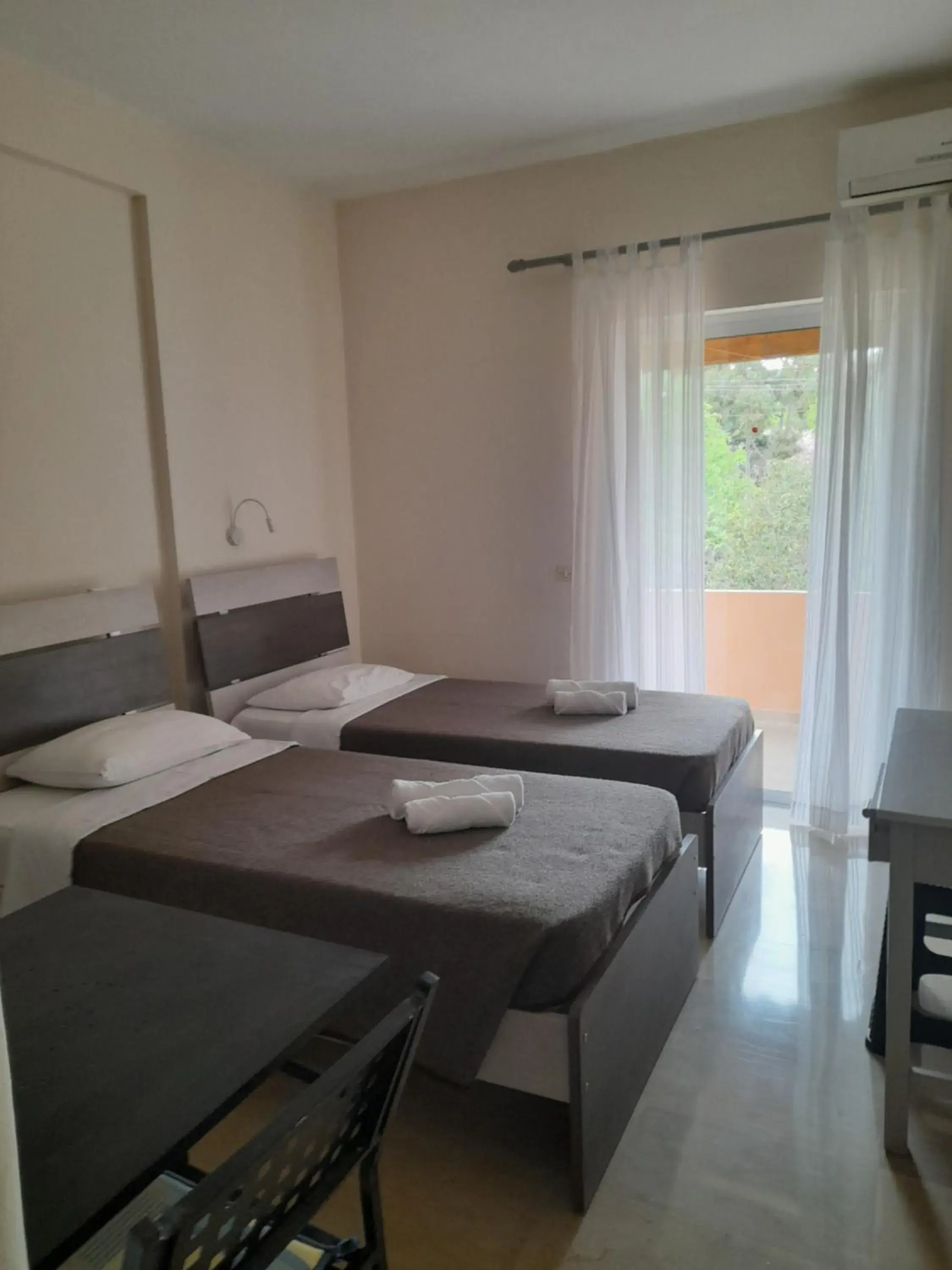 Standard Twin Room in Villa Rosa Apartments Standard Twin Room in Villa Rosa Apartments