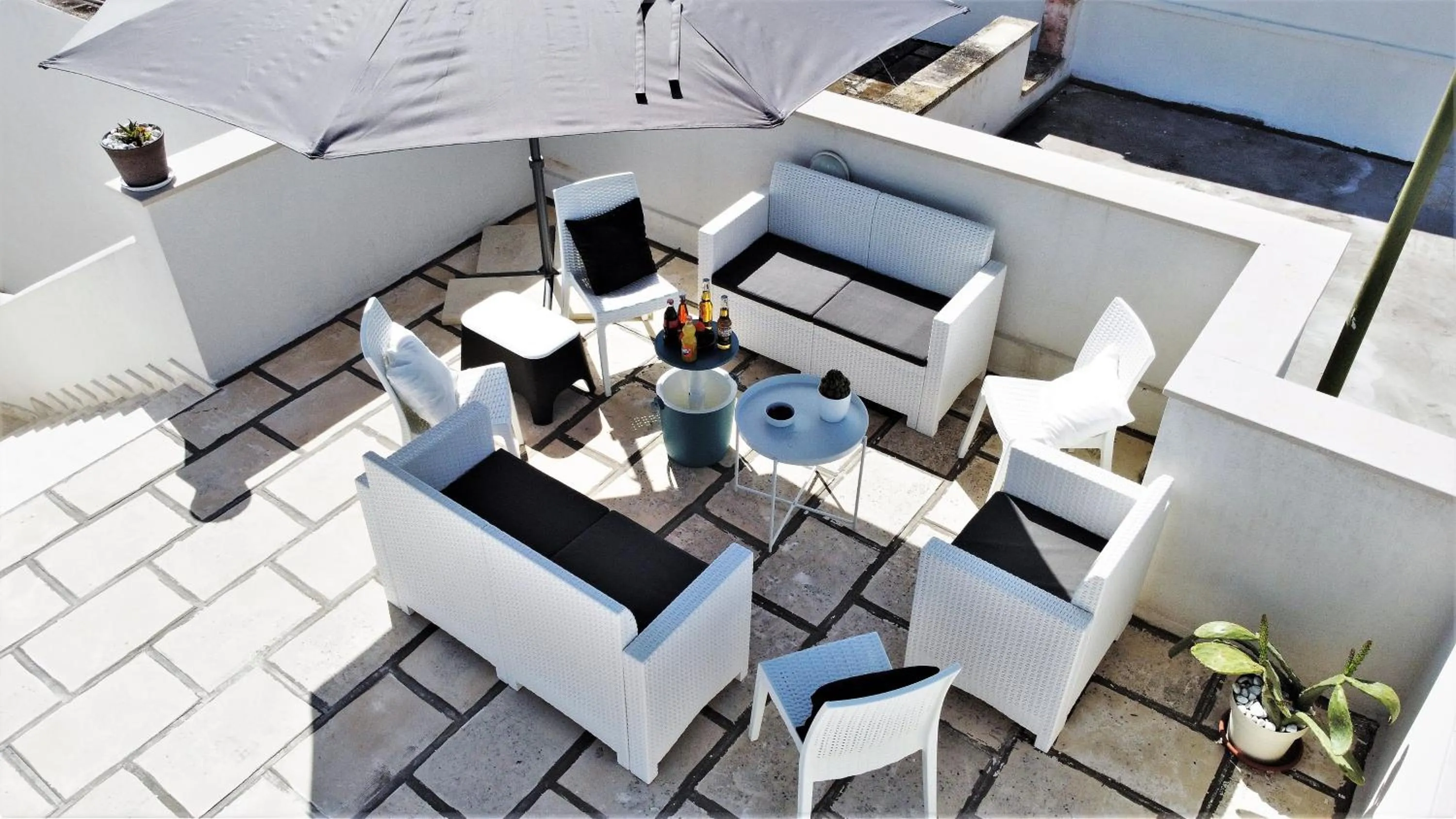 Balcony/Terrace in Kalinifta Rooms Apartment