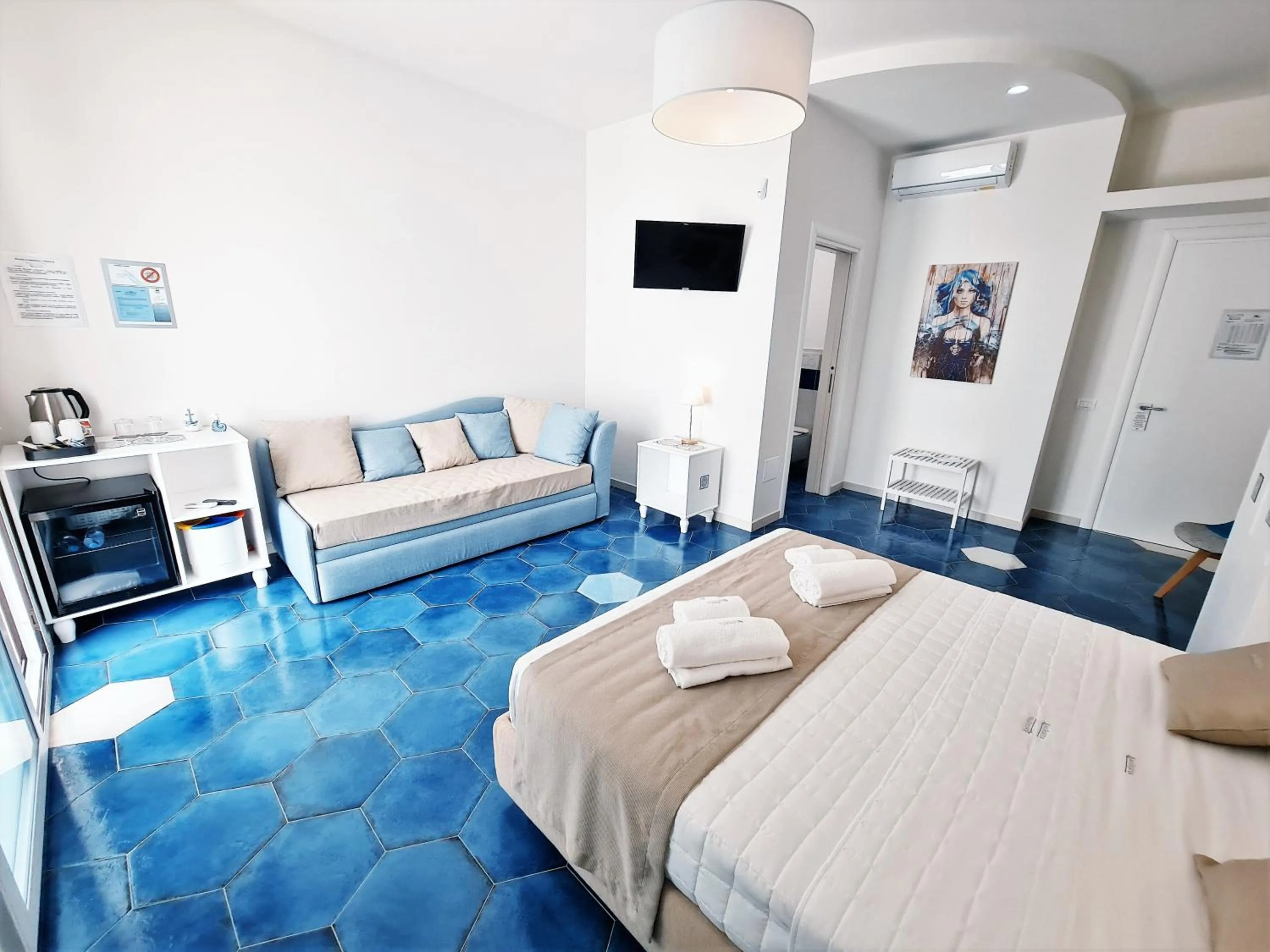 Bedroom, Bed in Kalinifta Rooms Apartment