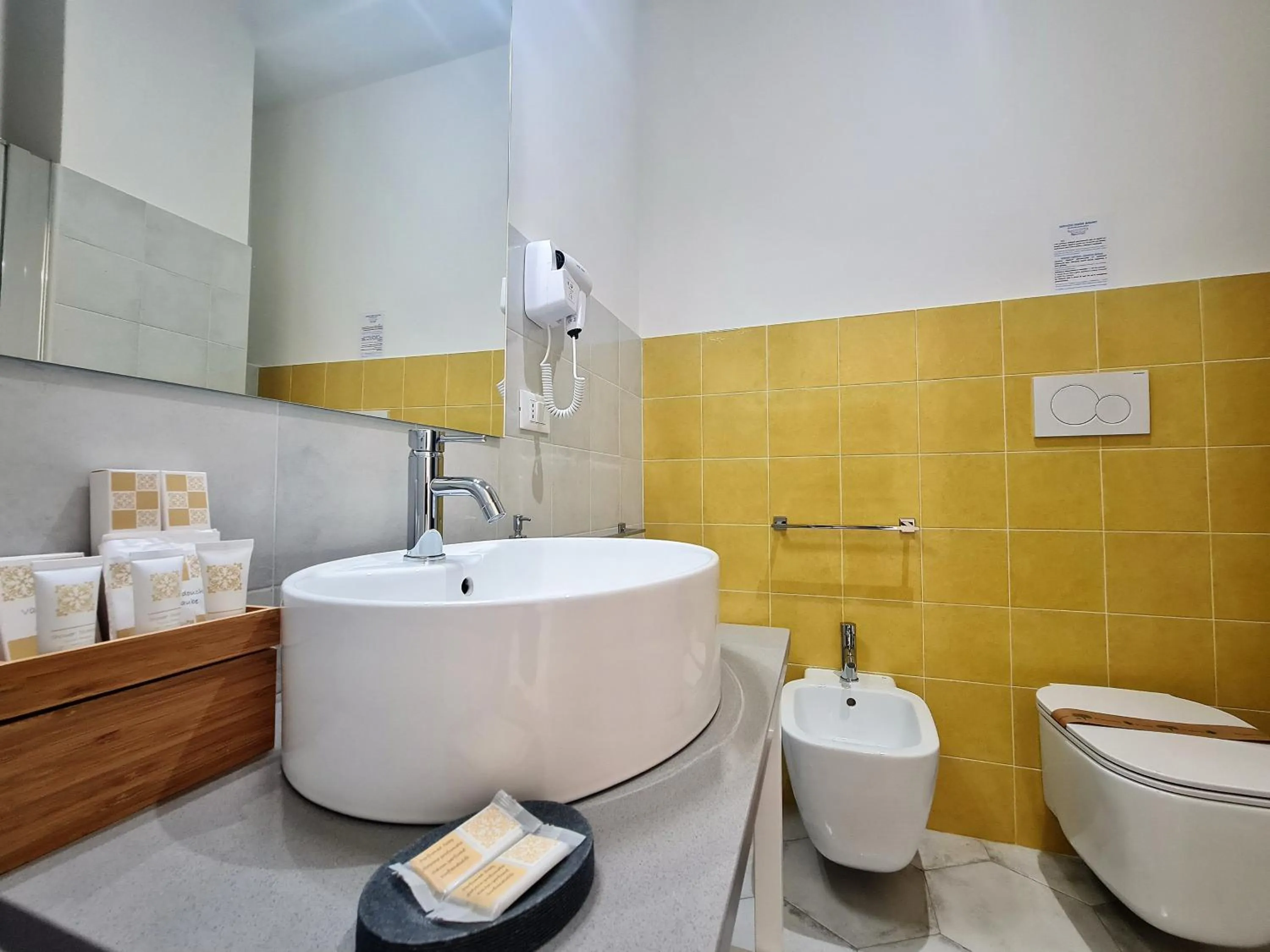 Bathroom in Kalinifta Rooms Apartment