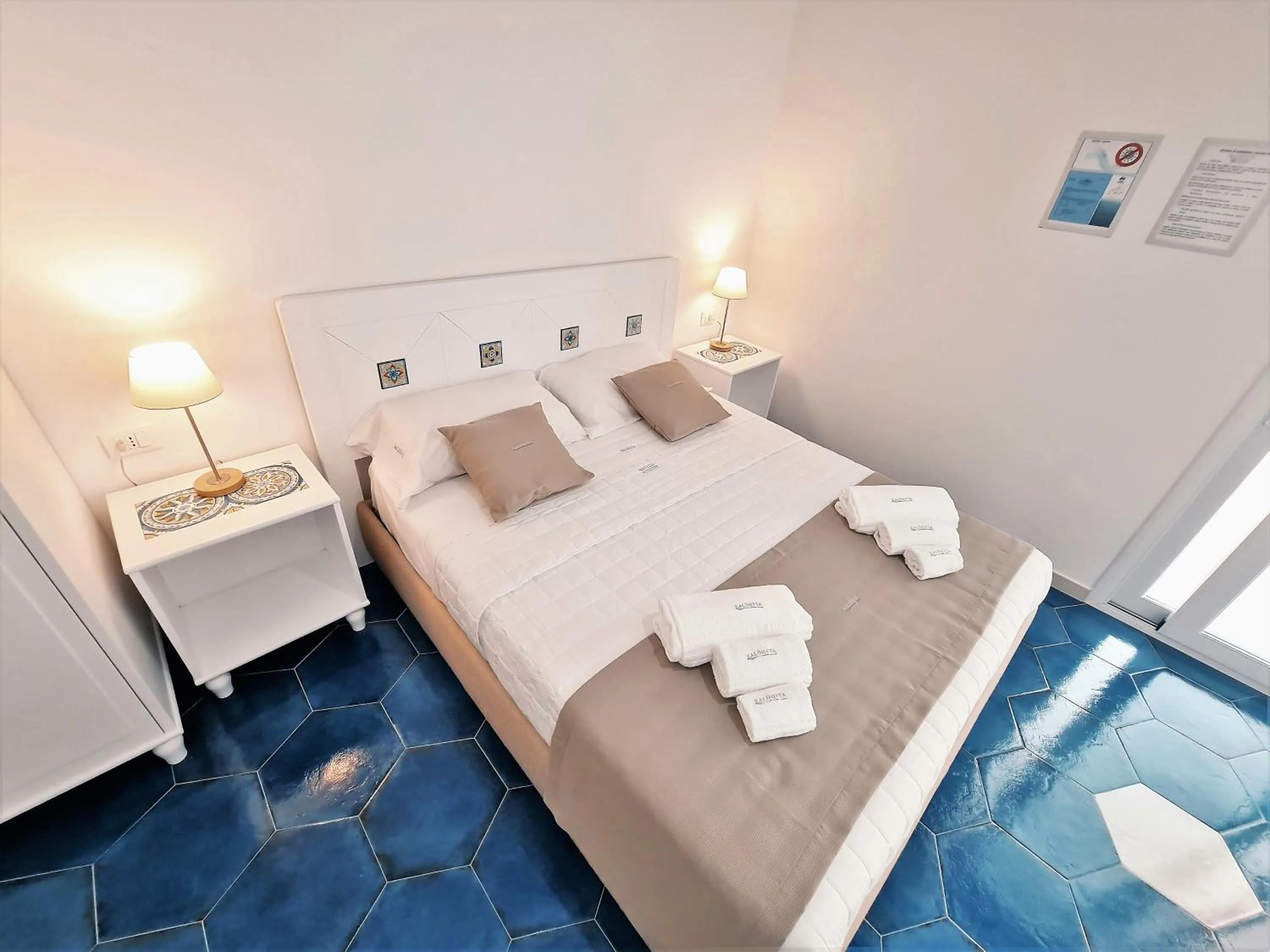 Bedroom, Bed in Kalinifta Rooms Apartment