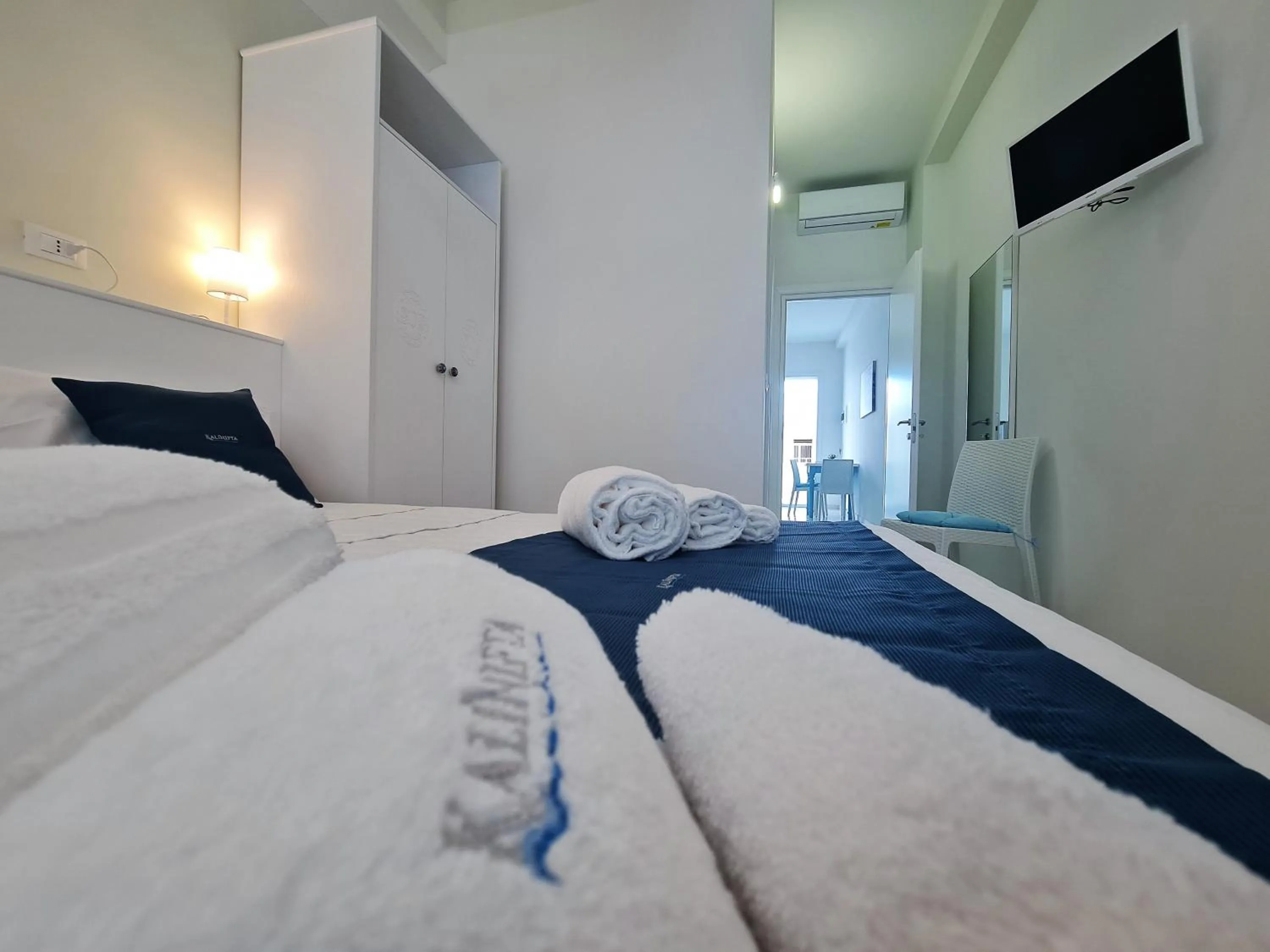 Bedroom, Bed in Kalinifta Rooms Apartment