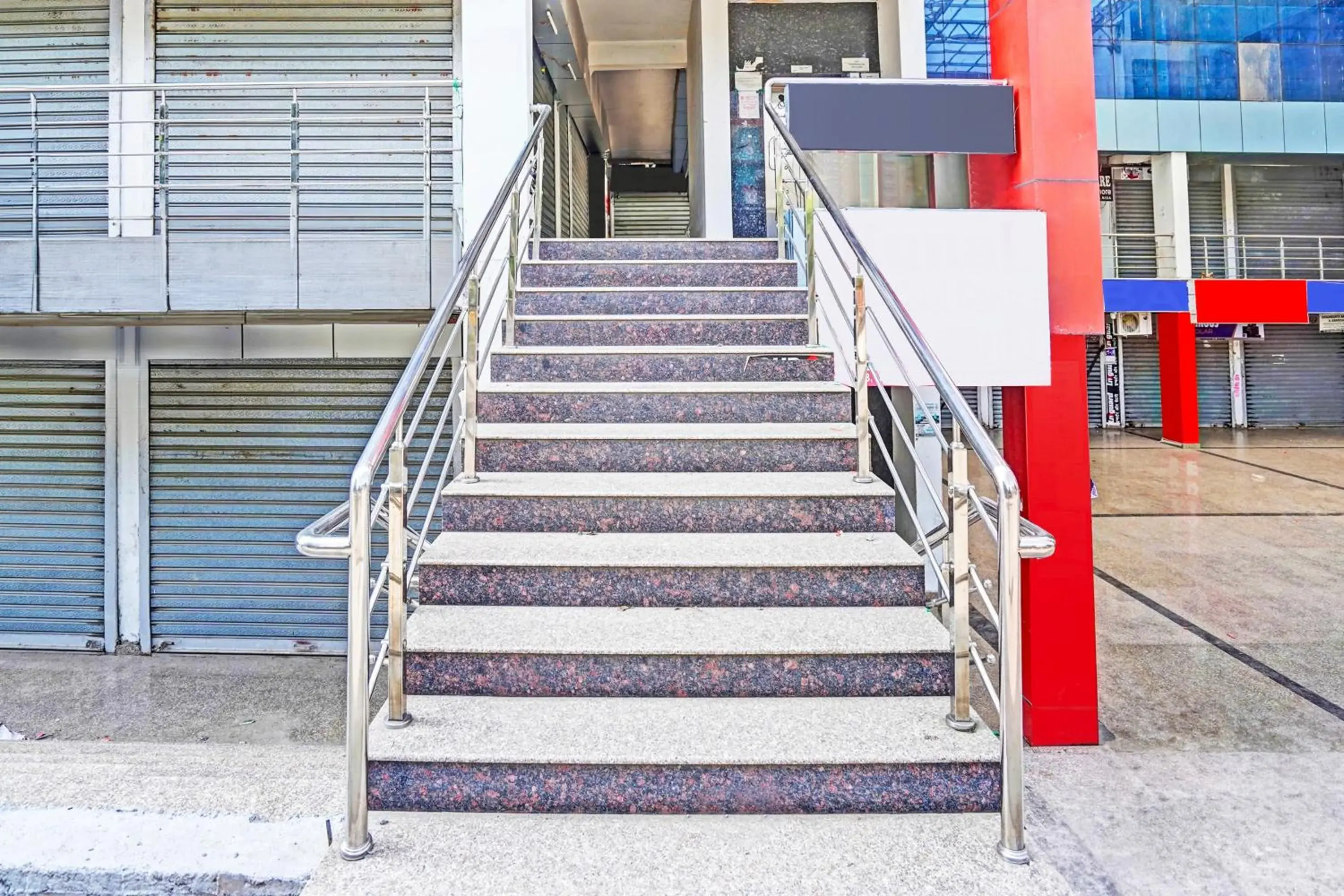 Facade/entrance in Townhouse Mukut Bazar Facade/entrance in Townhouse Mukut Bazar
