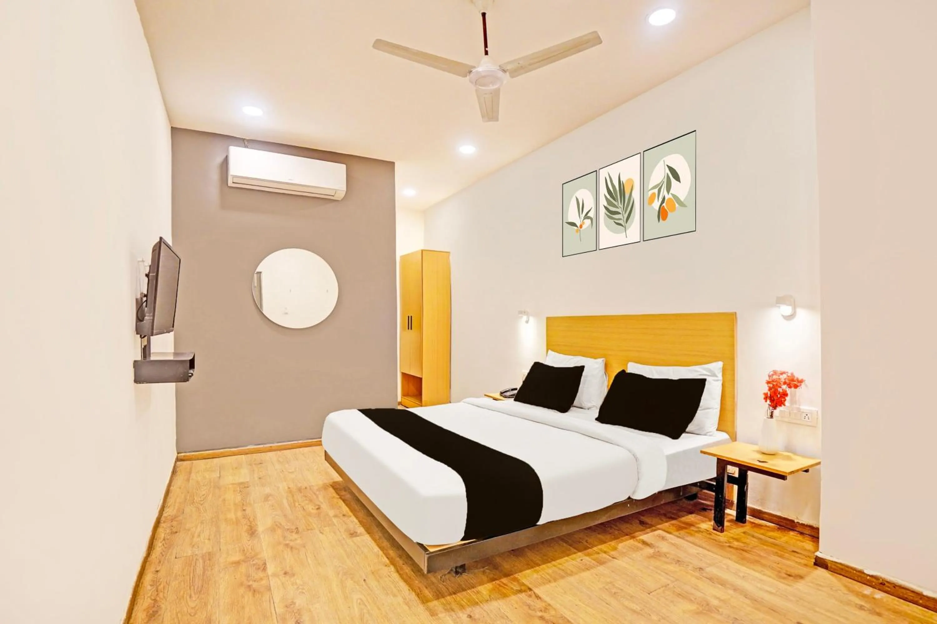 Bedroom, Bed in Townhouse Mukut Bazar