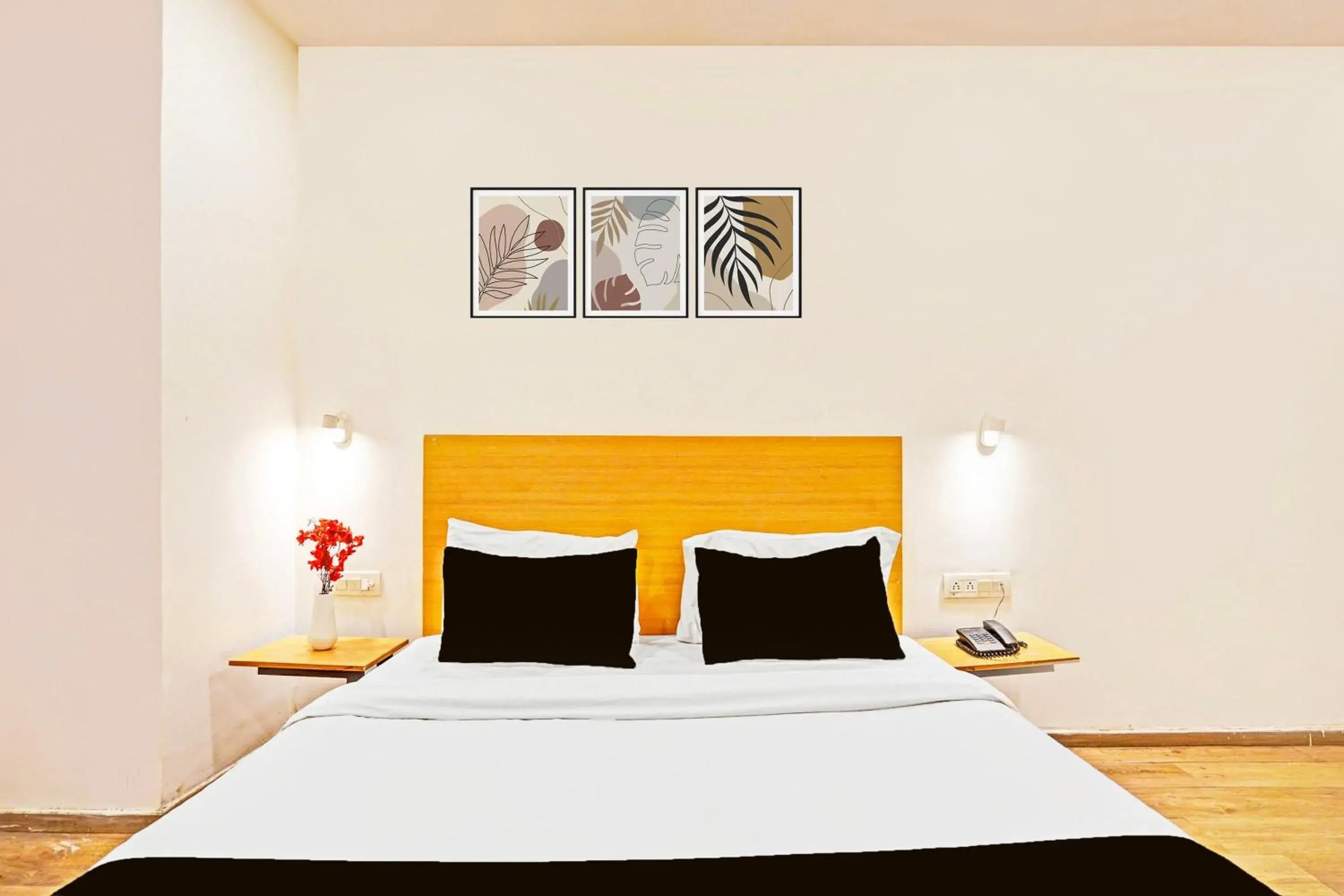 Bedroom, Bed in Super Townhouse Mukut Bazar Bedroom, Bed in Super Townhouse Mukut Bazar