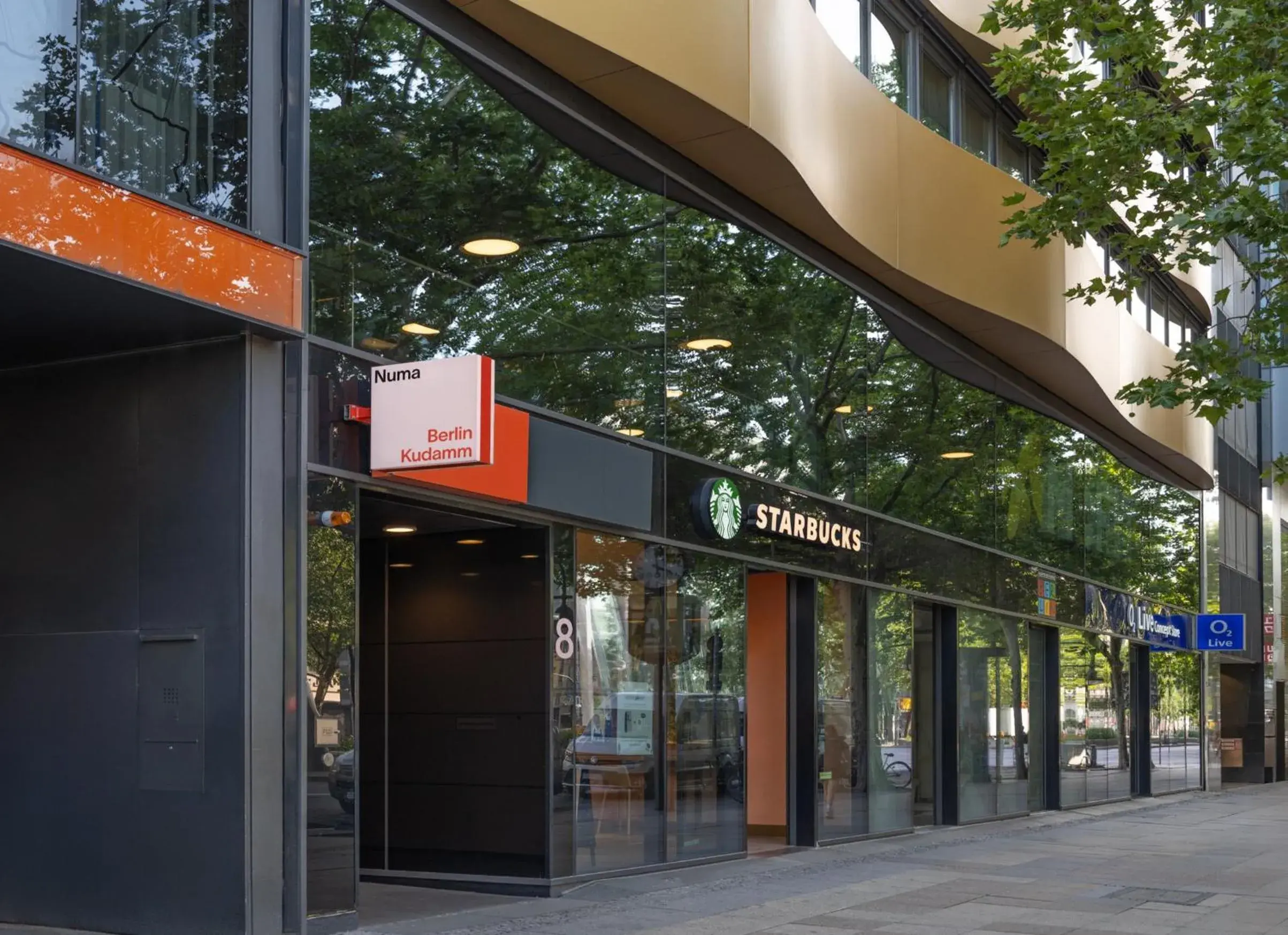 Property building in Numa Berlin Kudamm Property building in Numa Berlin Kudamm