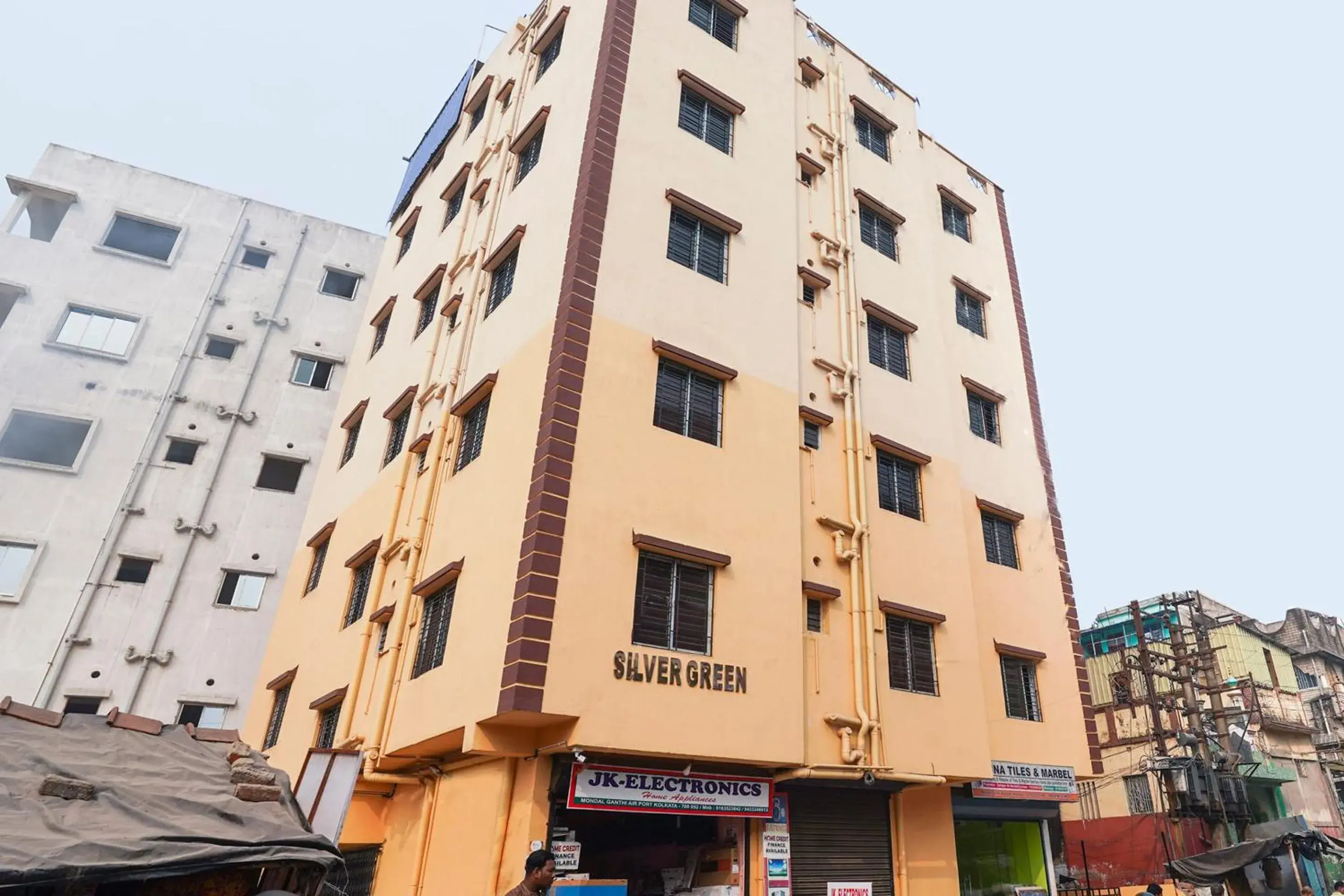 Facade/entrance in SPOT ON Silver Green Facade/entrance in SPOT ON Silver Green