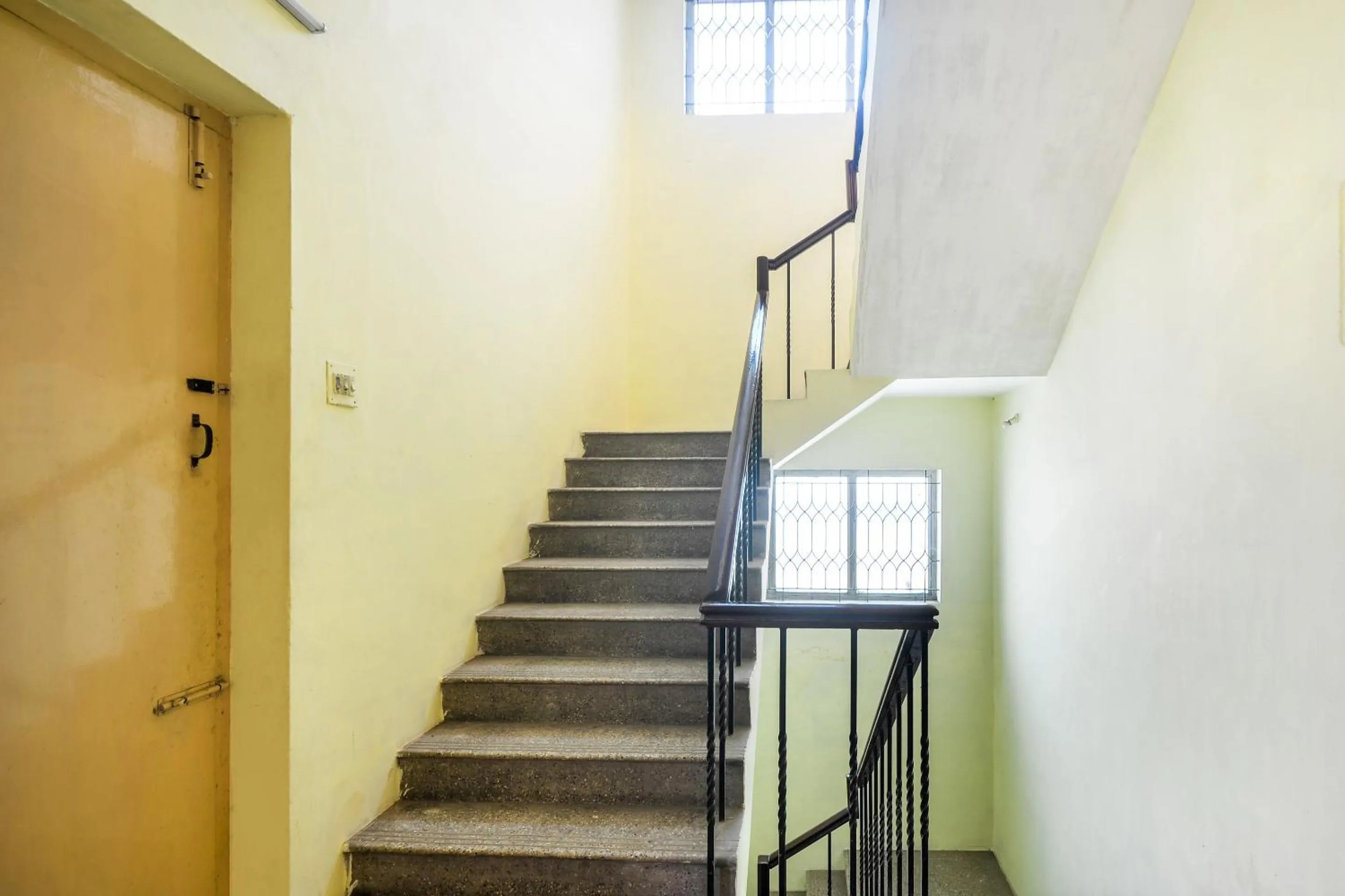 Lobby or reception in Super Hotel O Aruljothi Gandhipuram Bus Terminus