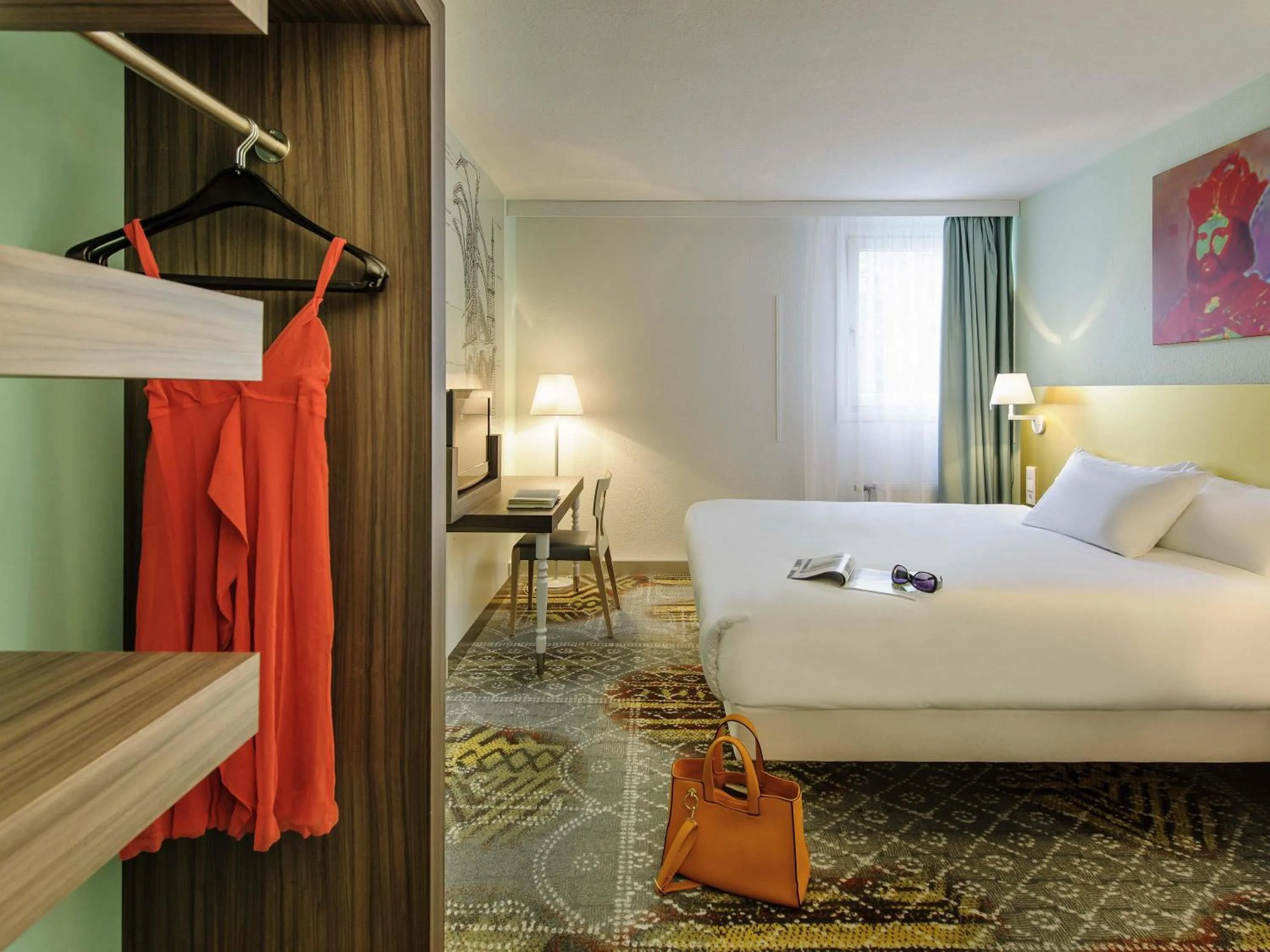 Bedroom, Bed in ibis Styles Speyer