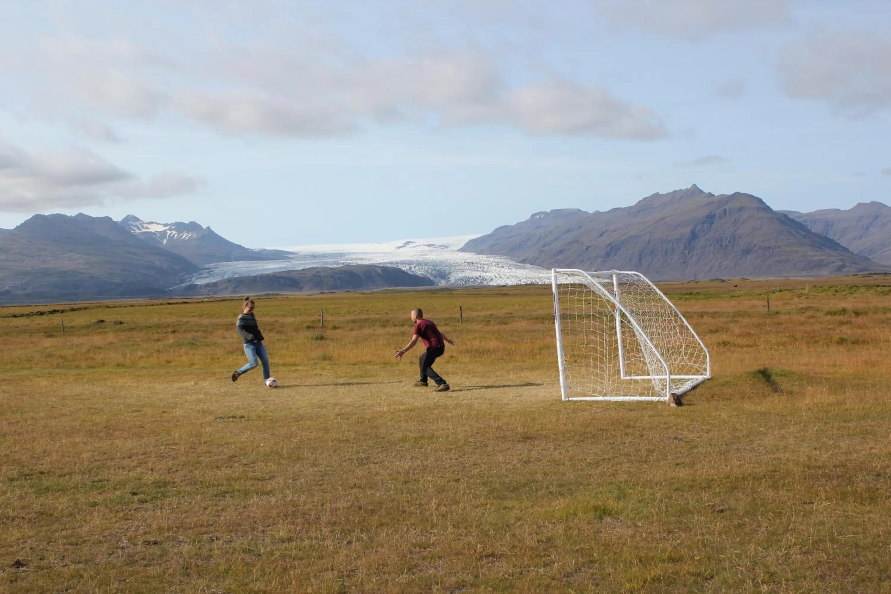 People in Lambhus Glacier View Cabins