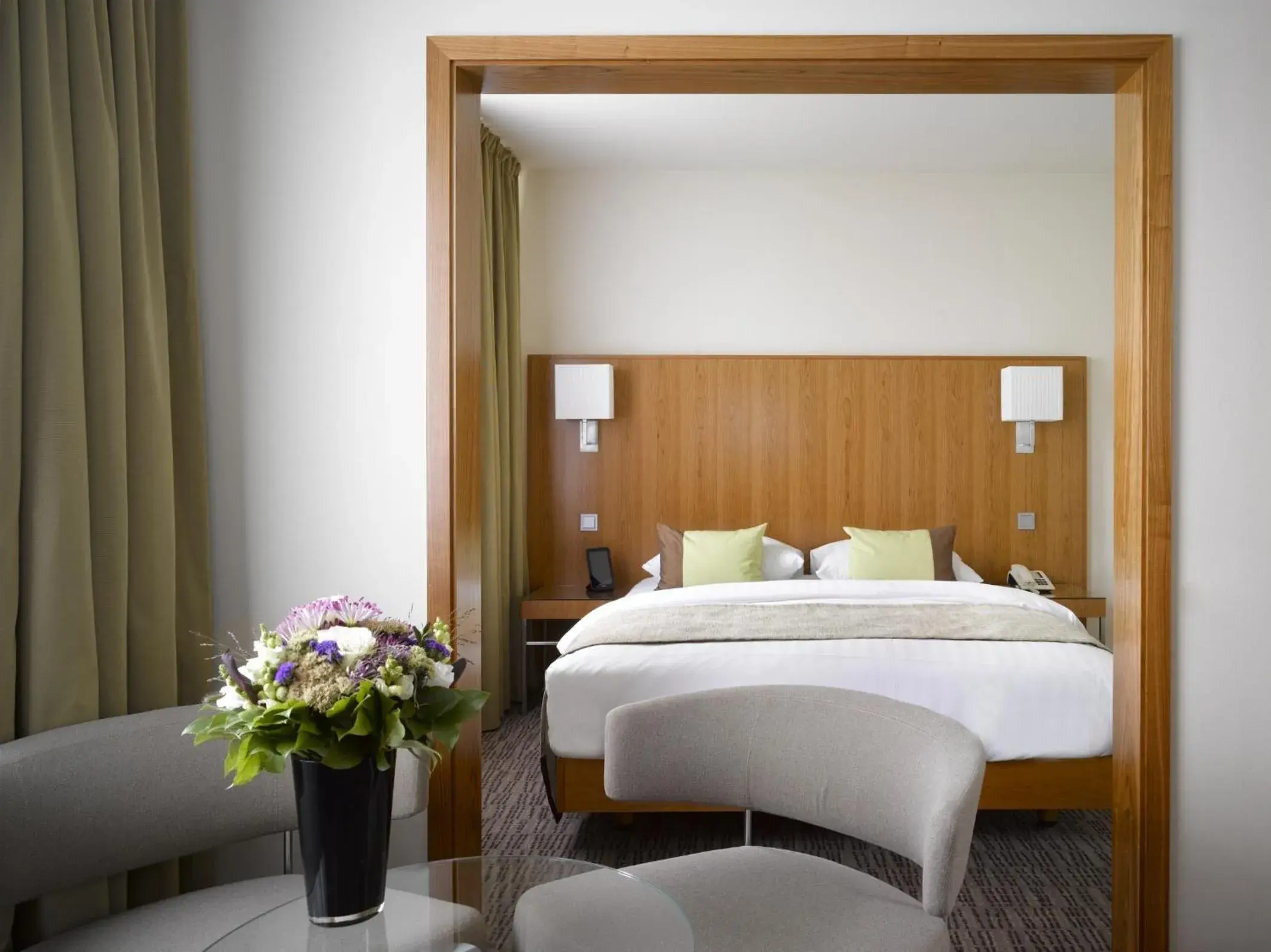 Photo of the whole room, Bed in K+K Hotel am Harras Photo of the whole room, Bed in K+K Hotel am Harras