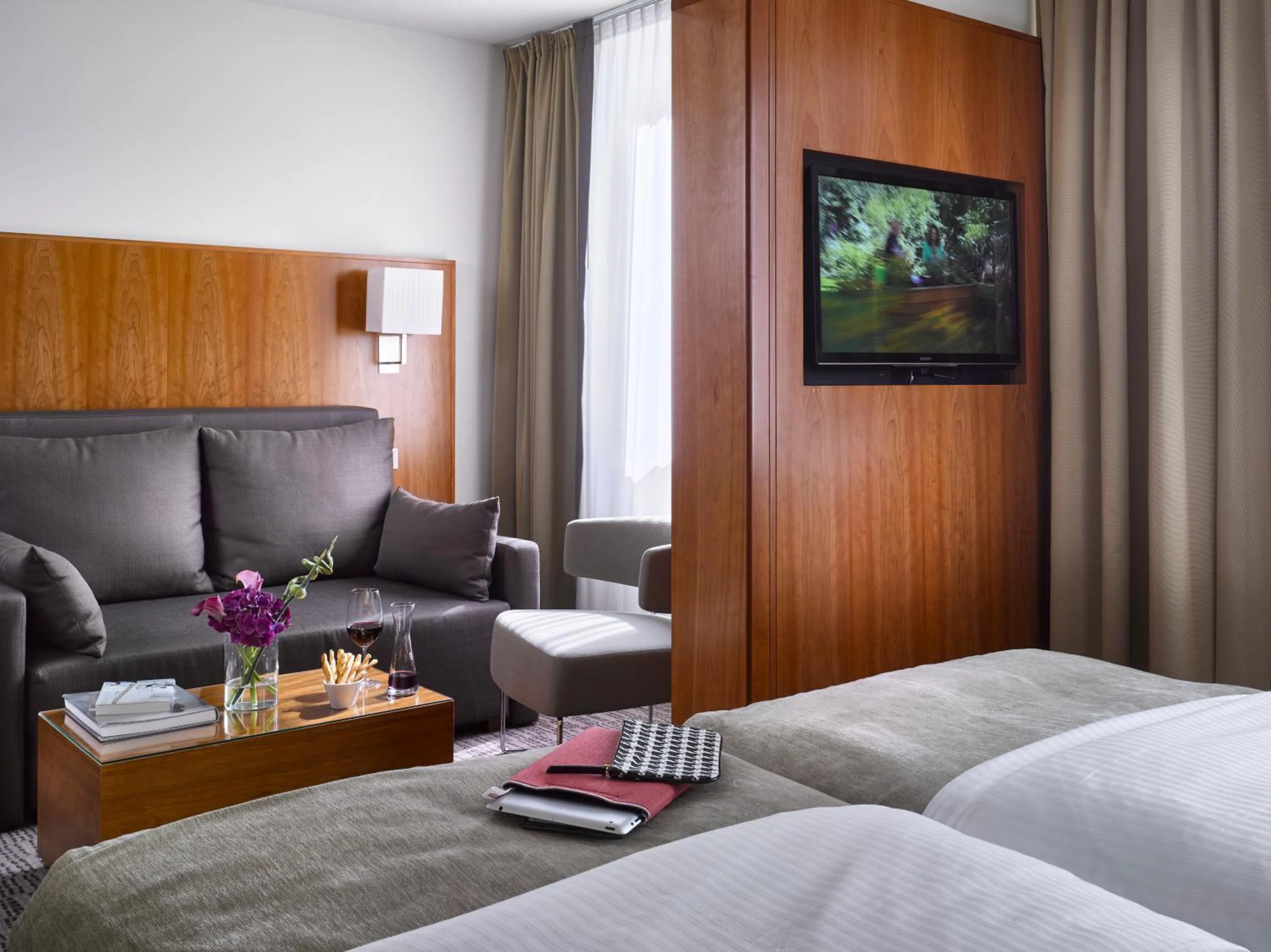 Photo of the whole room, Bed in K+K Hotel am Harras