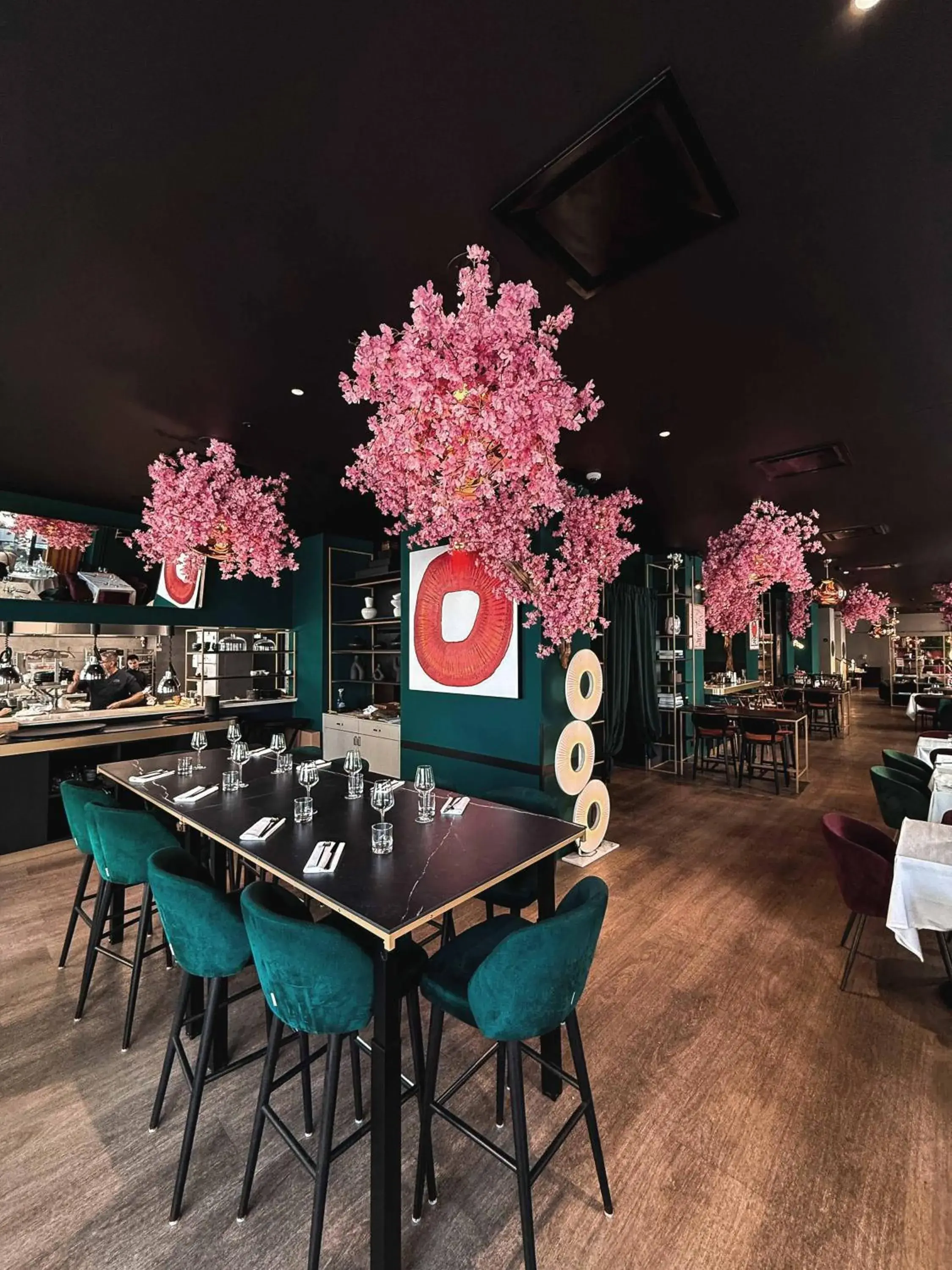 Restaurant/places to eat in Marmont Hotel Restaurant/places to eat in Marmont Hotel