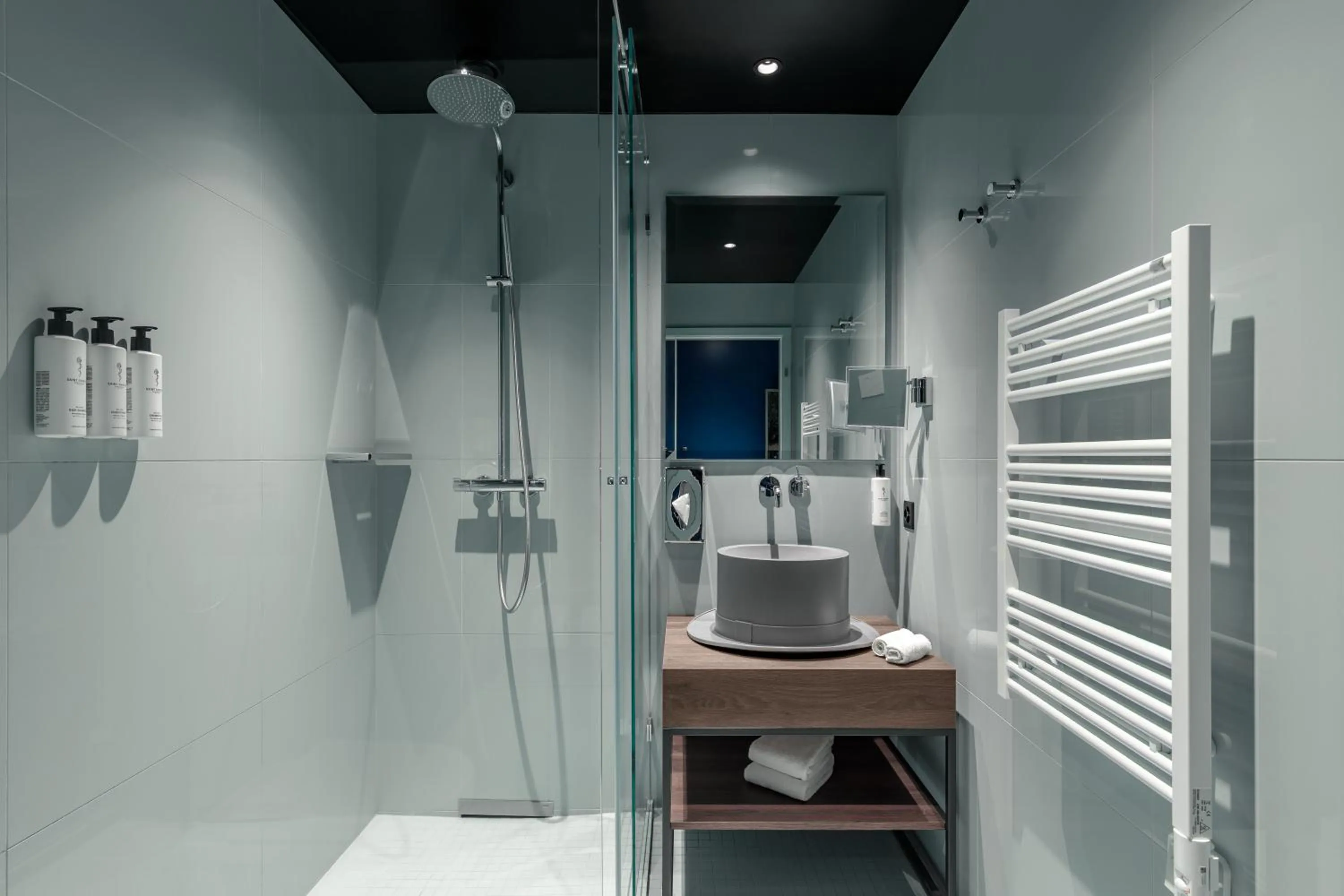 Shower in Marmont Hotel