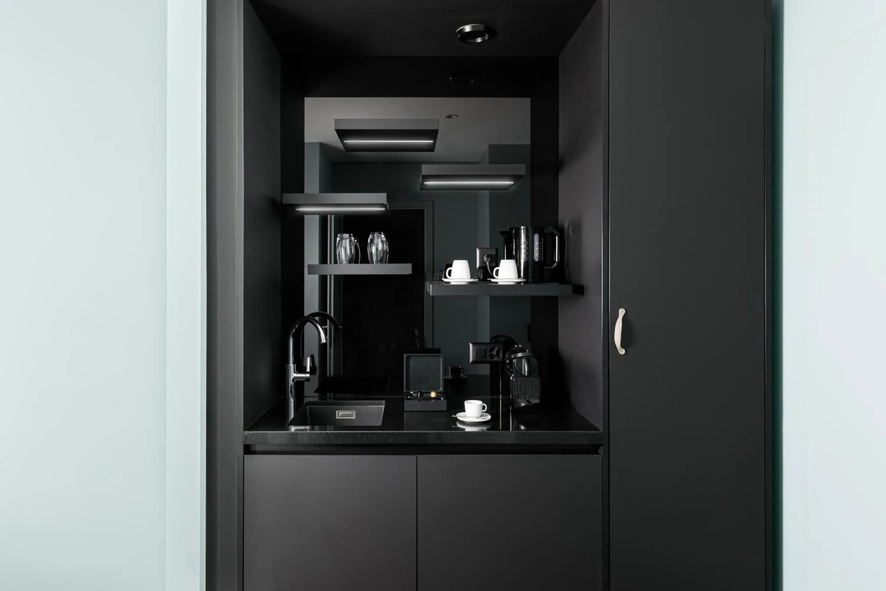 Kitchen or kitchenette in Marmont Hotel