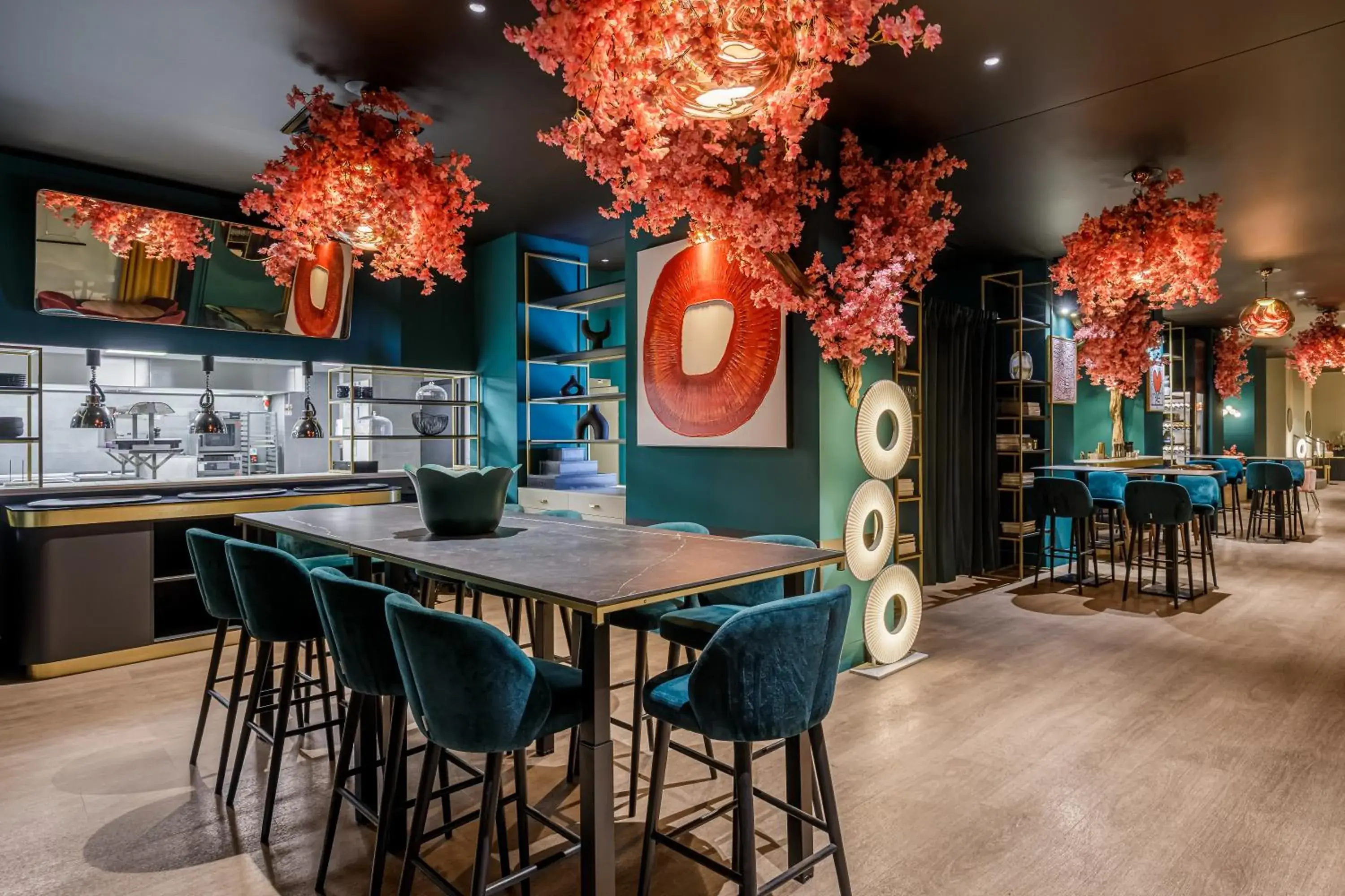 Restaurant/places to eat in Marmont Hotel Restaurant/places to eat in Marmont Hotel