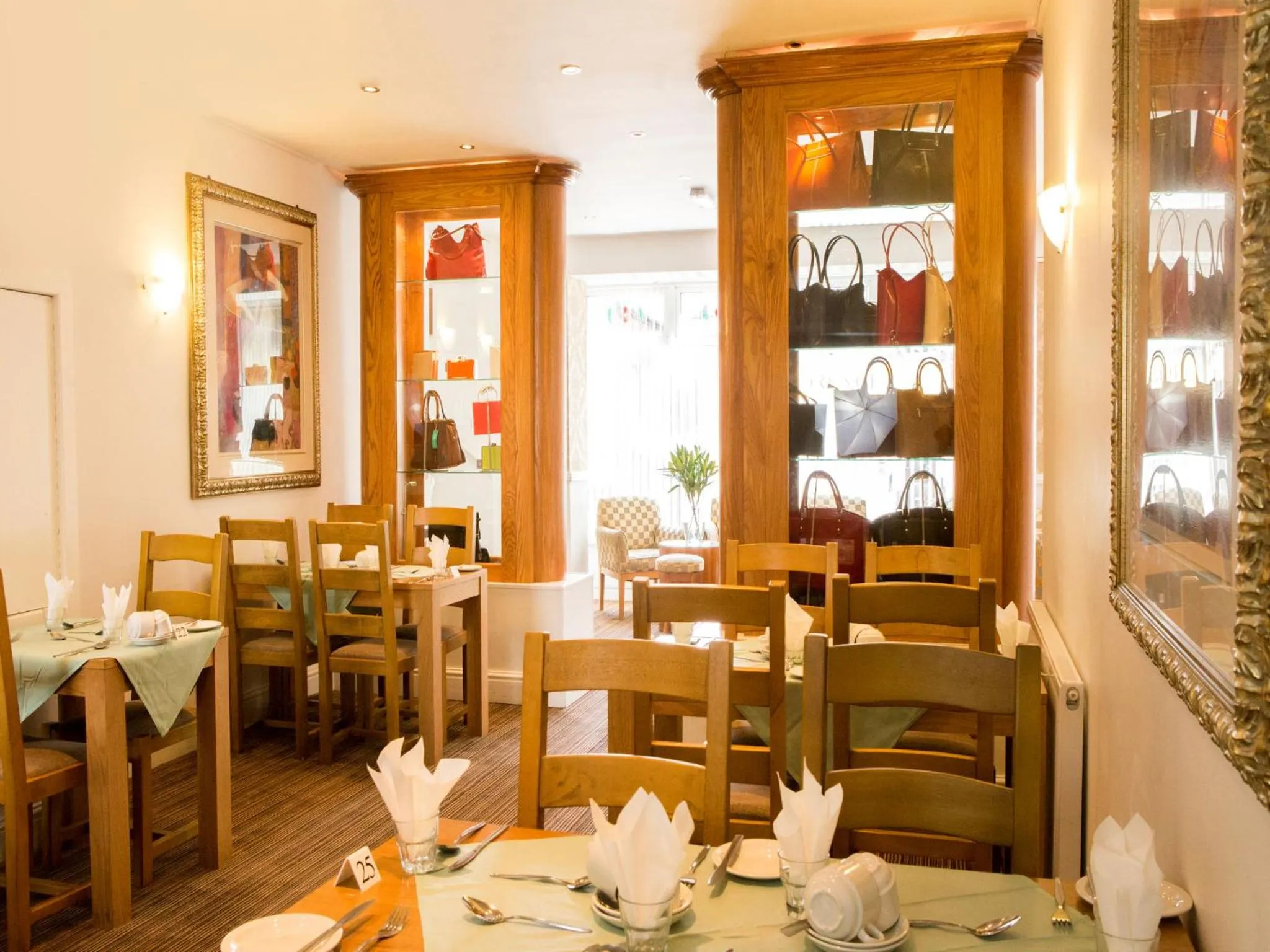 Restaurant/places to eat in The Royal Alexandra Hotel by Compass Hospitality