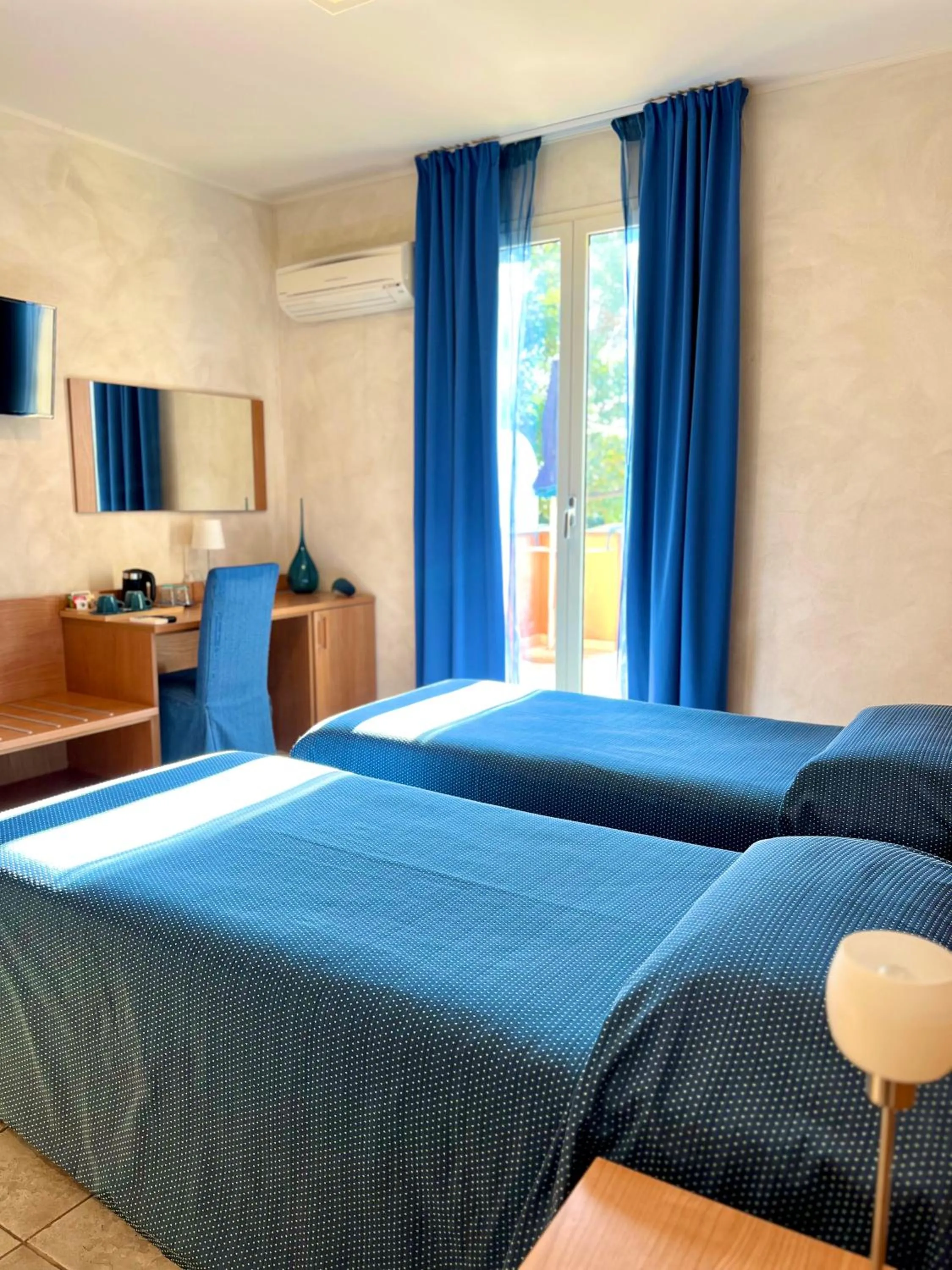 Bedroom, Bed in Acqua di Mare