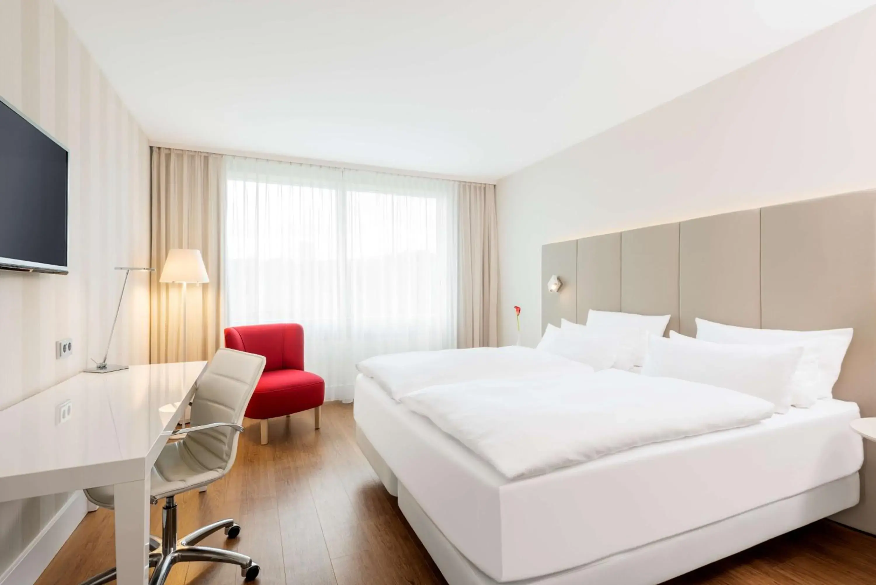 Bedroom, Bed in NH Collection Köln Mediapark Bedroom, Bed in NH Collection Köln Mediapark