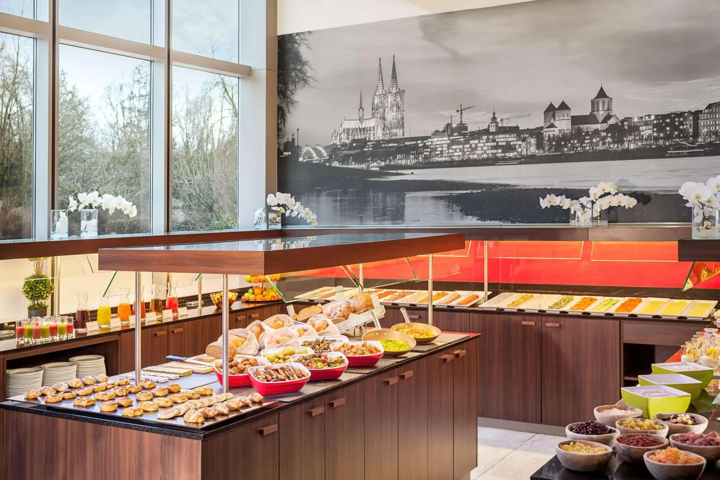 Breakfast in NH Collection Köln Mediapark Breakfast in NH Collection Köln Mediapark