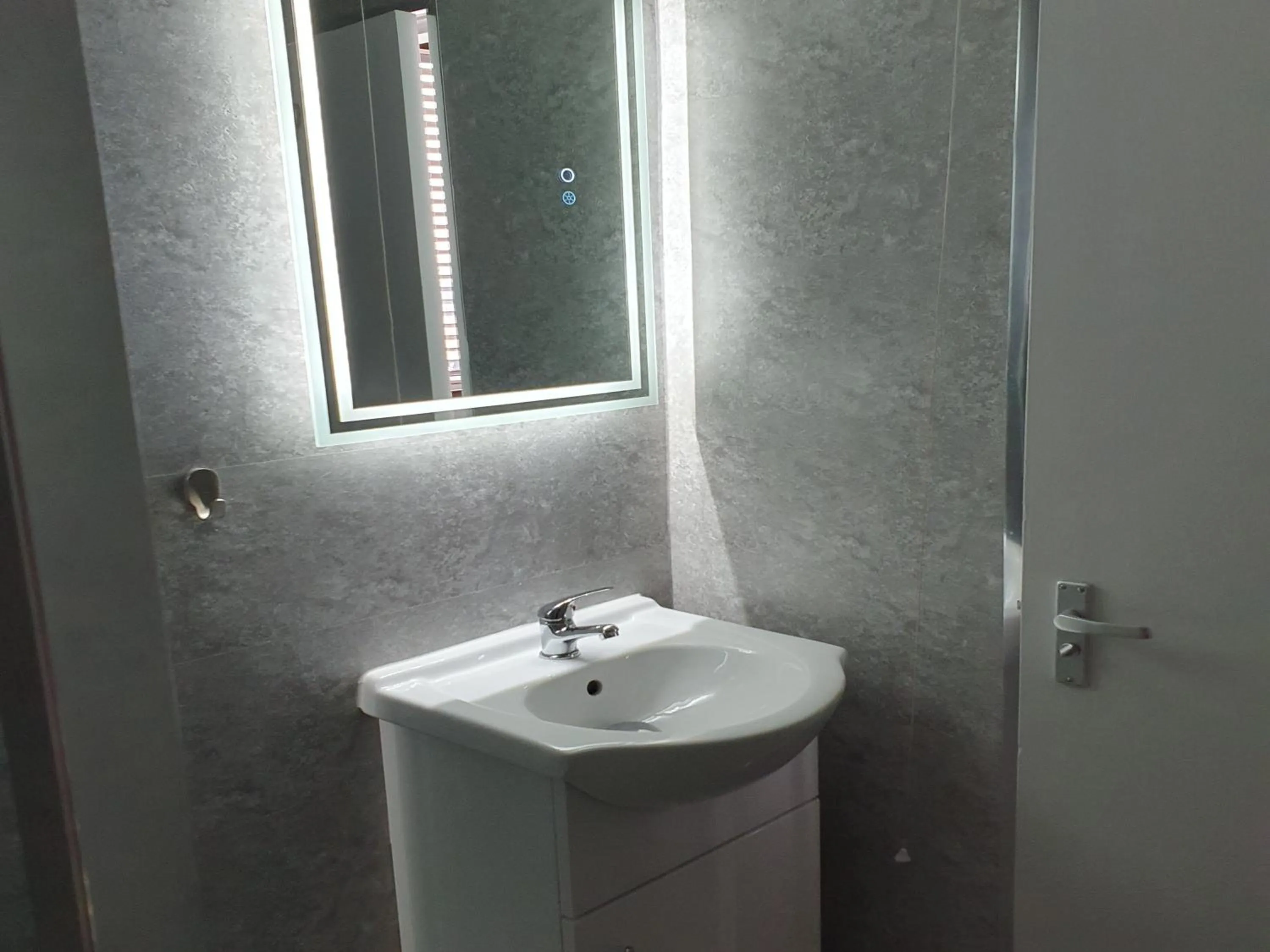 South Beach Kings Promenade Hotel