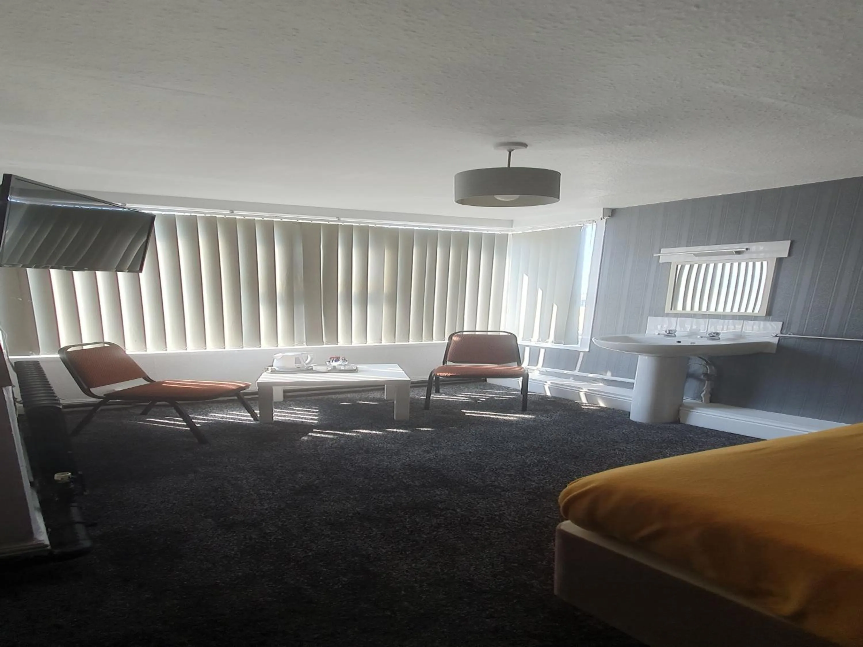 South Beach Kings Promenade Hotel