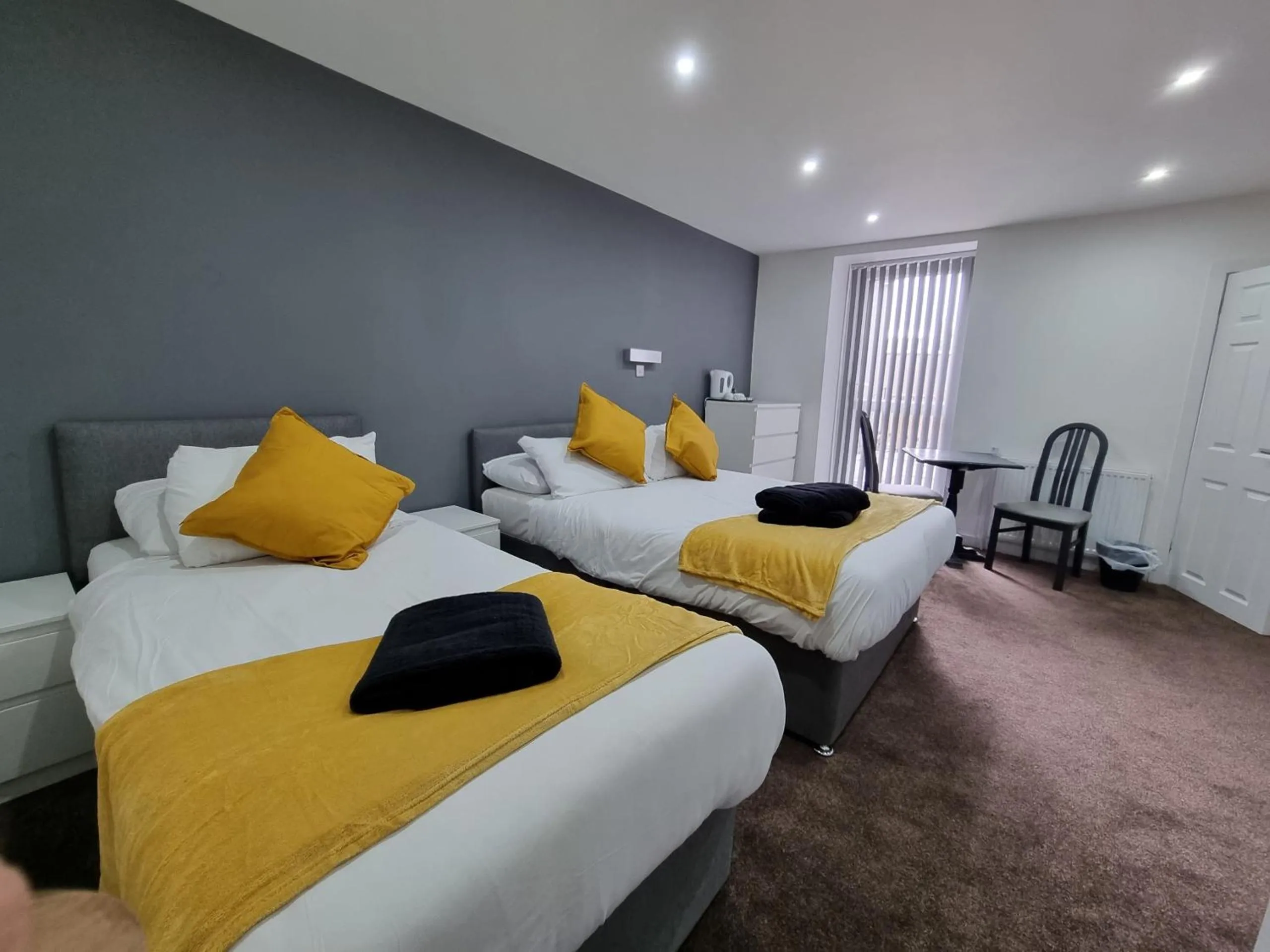 Bedroom, Bed in South Beach Kings Promenade Hotel