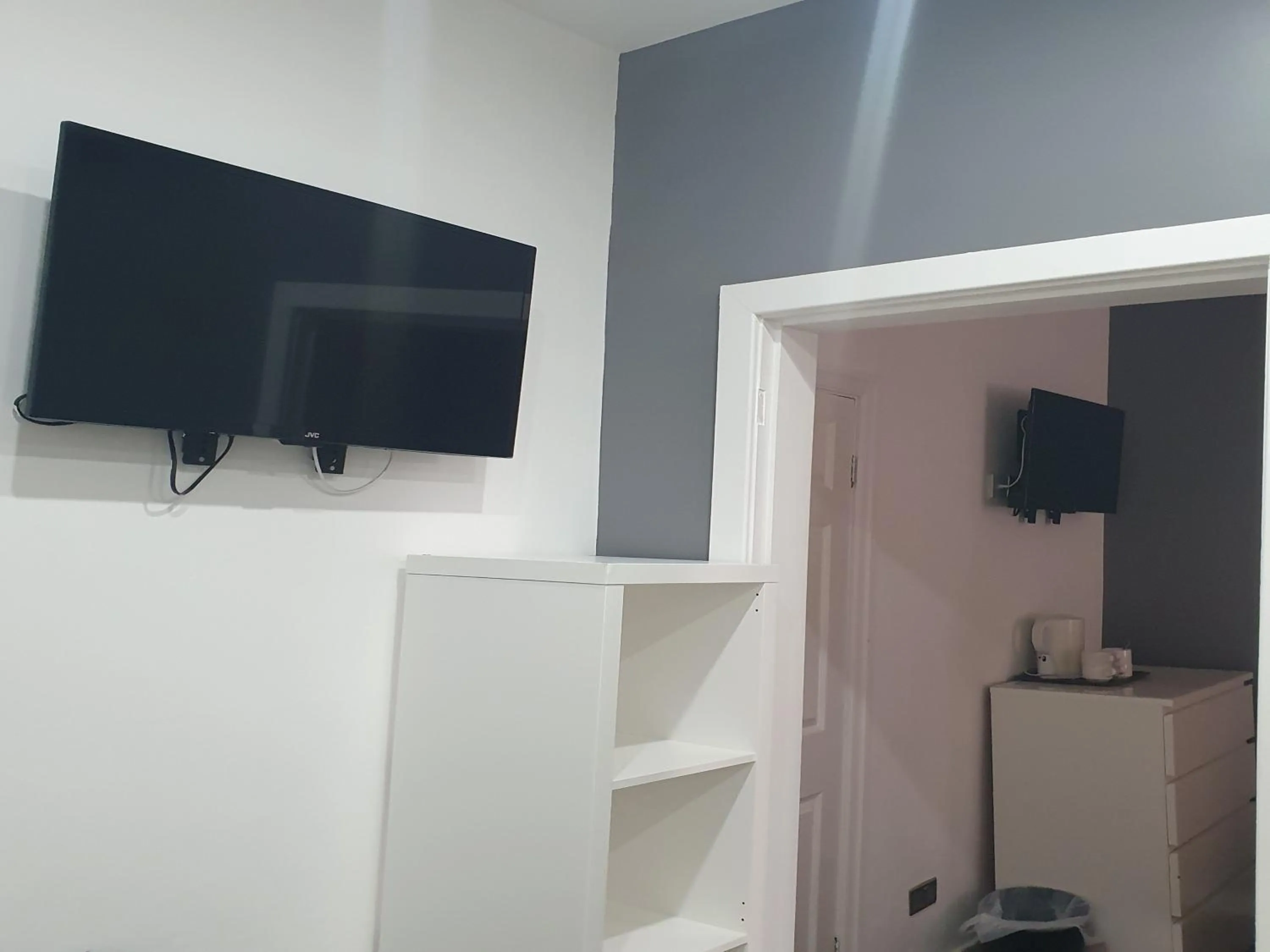 South Beach Kings Promenade Hotel