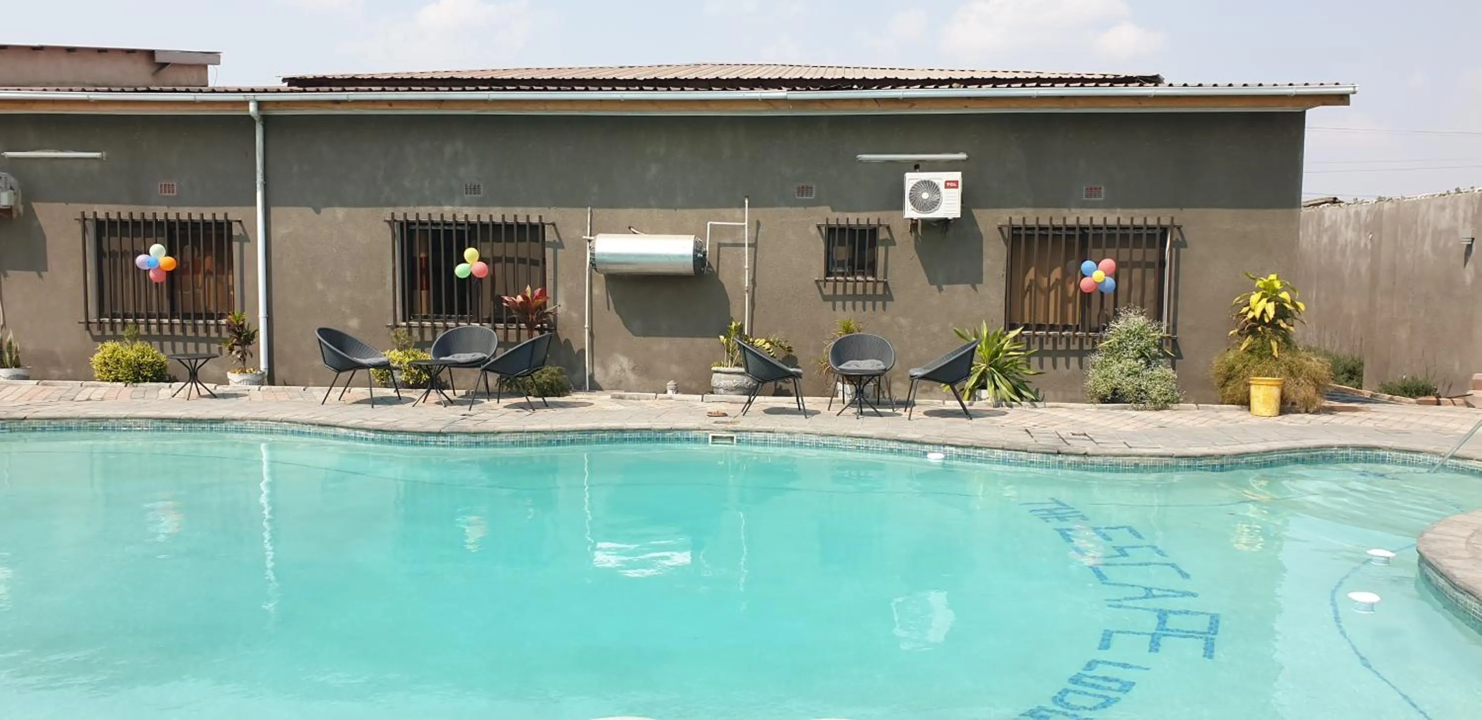 Swimming pool in THE ESCAPE LODGE