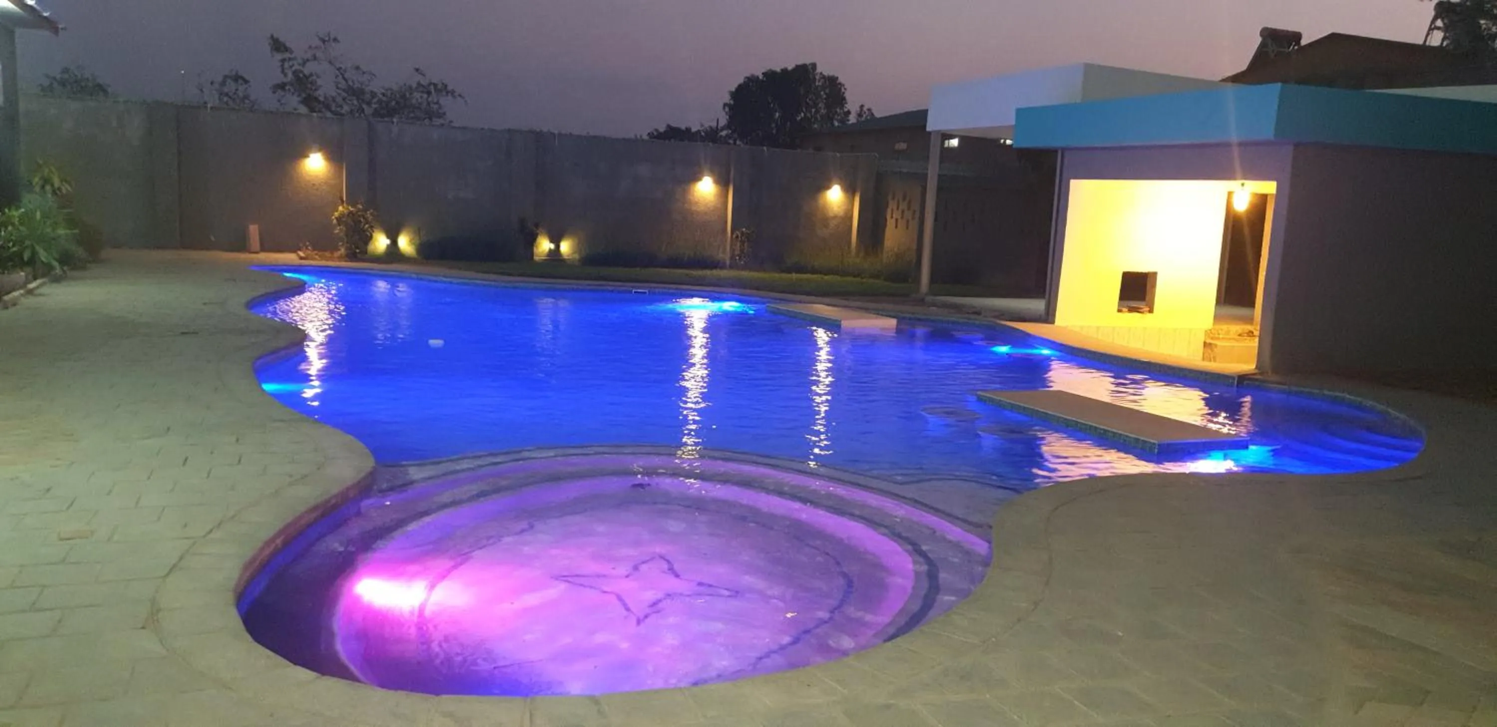 Swimming pool in THE ESCAPE LODGE