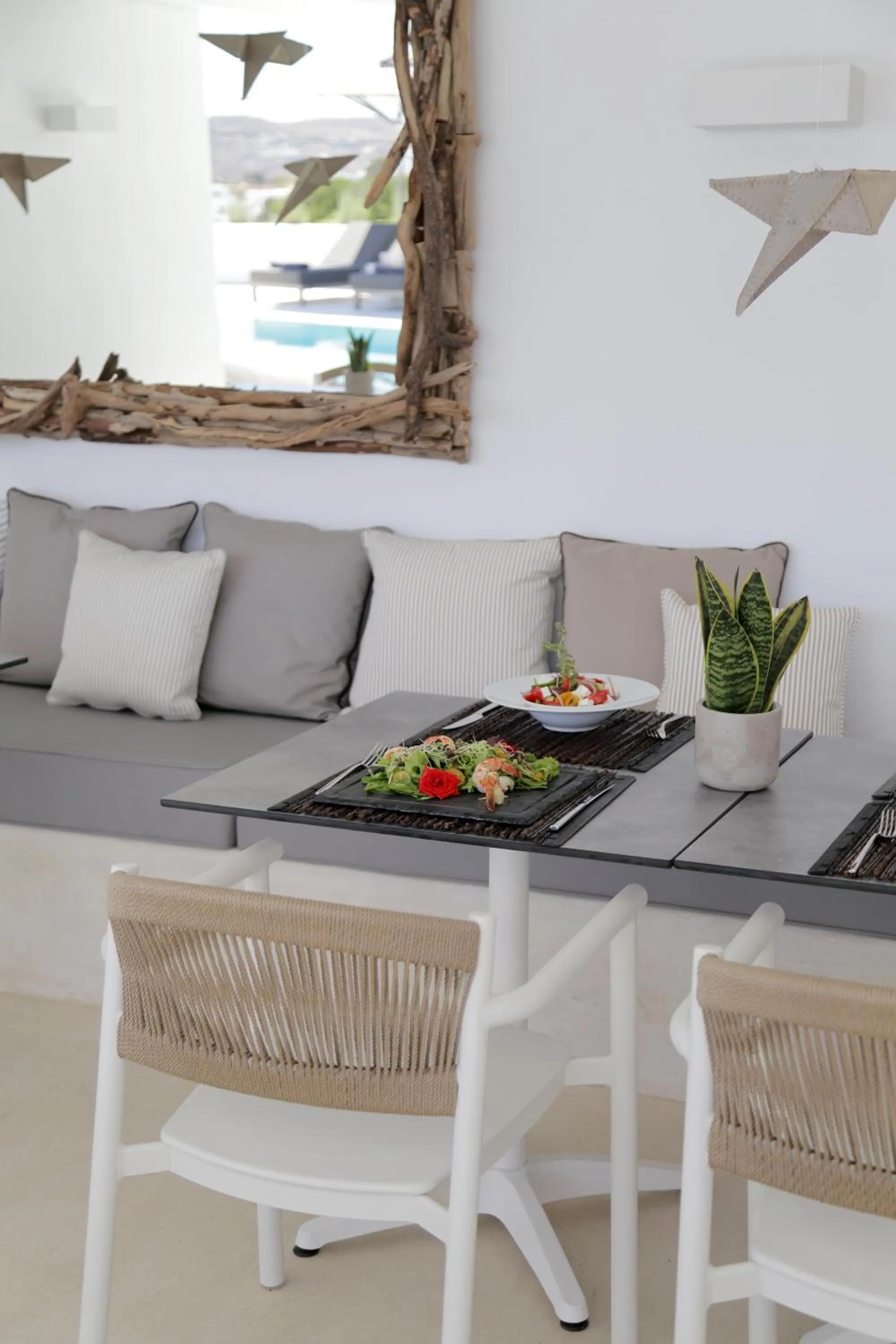 Restaurant/places to eat in Livin Mykonos Hotel - Adults Only