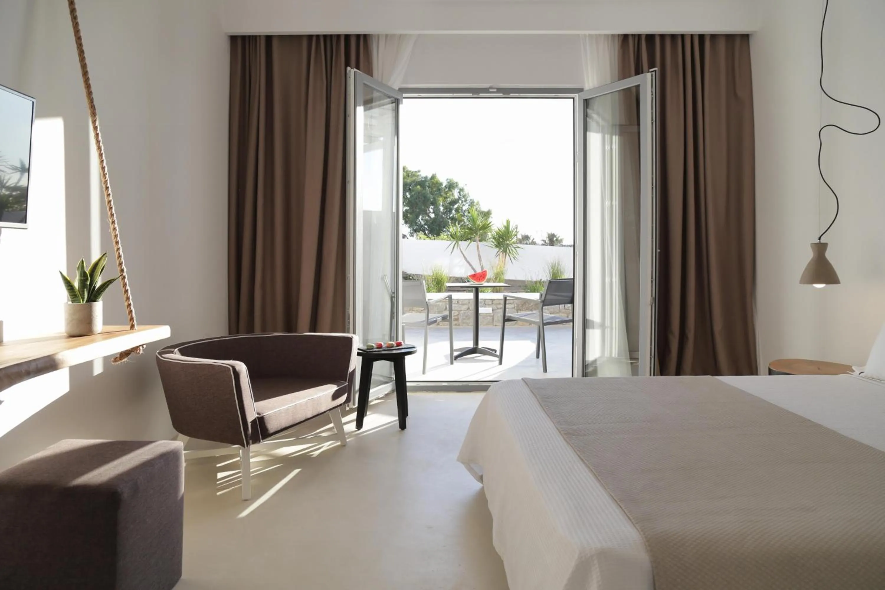 View (from property/room), Bed in Livin Mykonos Hotel - Adults Only